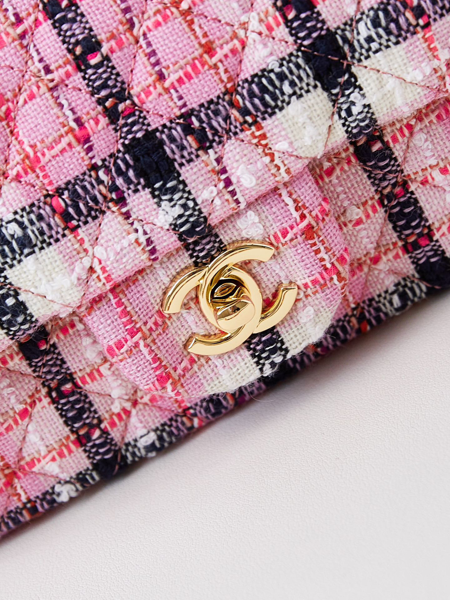 Ch*el mini classic handbag 12 × 20 × 6 cm