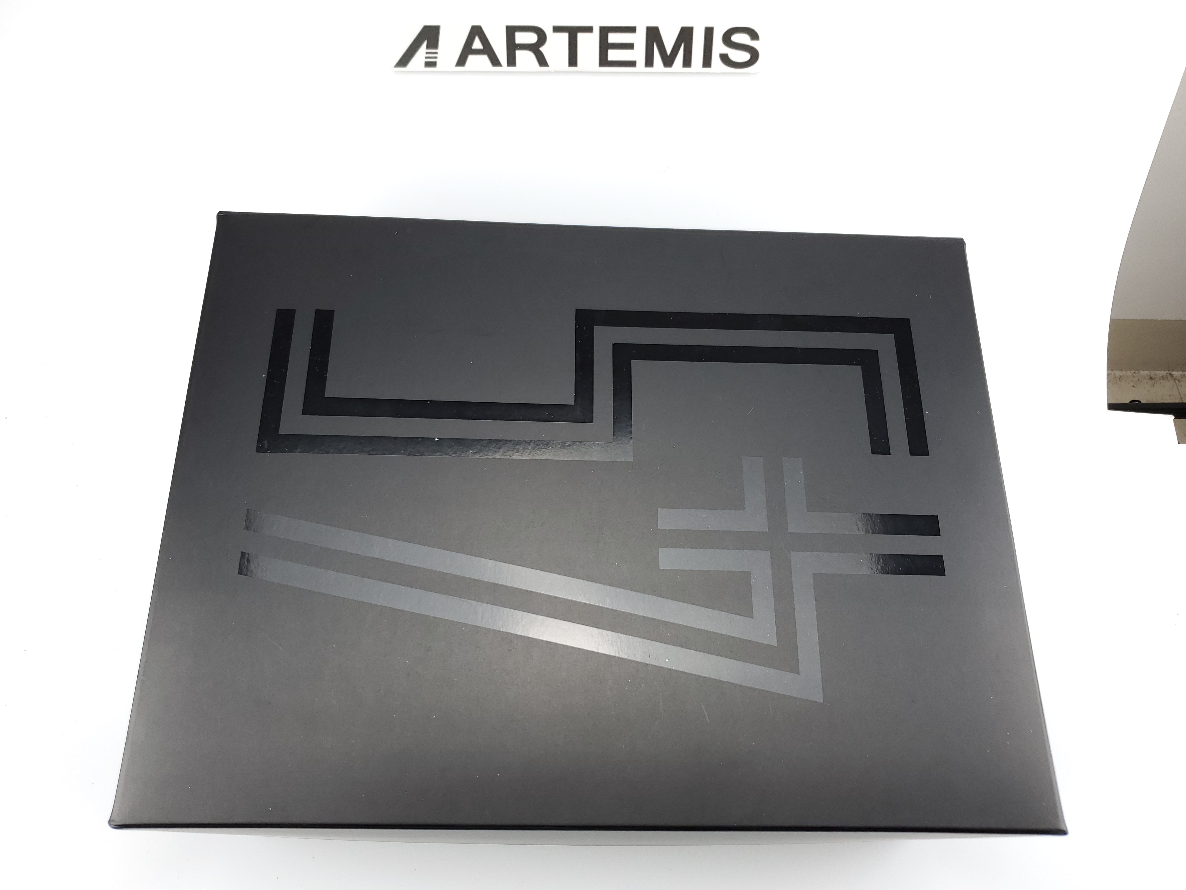 Jordan 11 Retro Space Jam (2016)