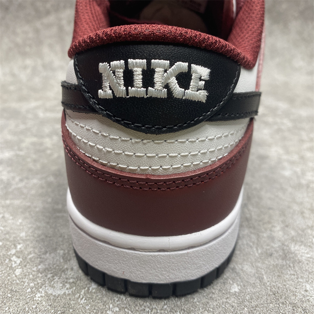 NIKE DUNK LOW PREMIUM SB