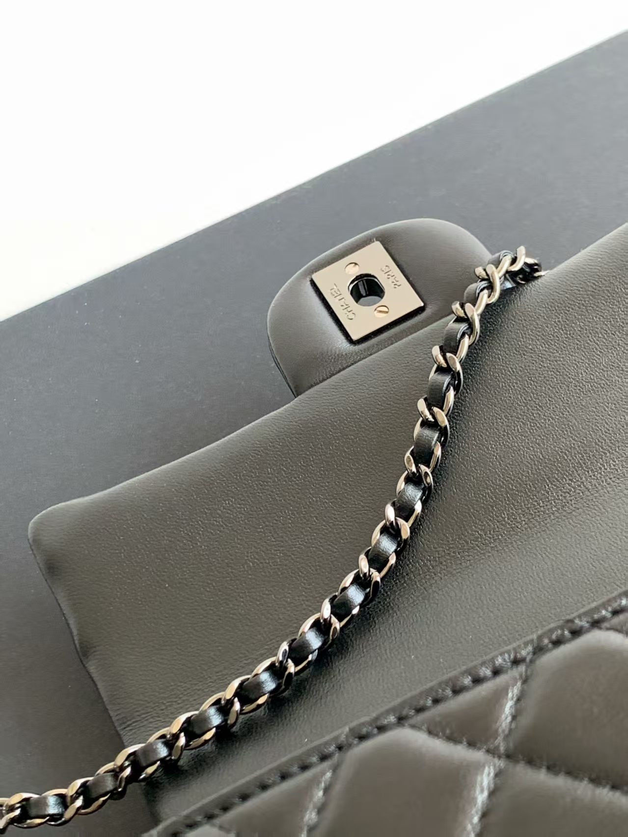 Ch*el mini cf handle 20x12x6cm