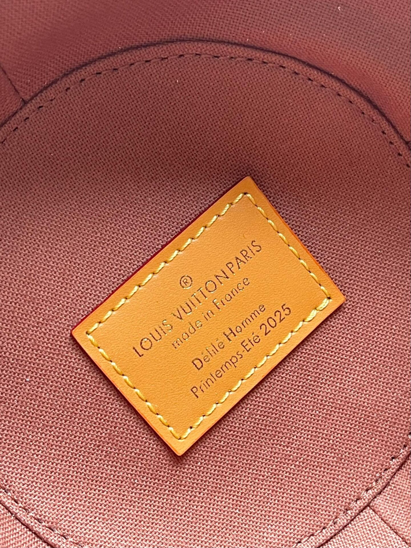 LV Soccer Ball Bag M13894 19x19x19cm