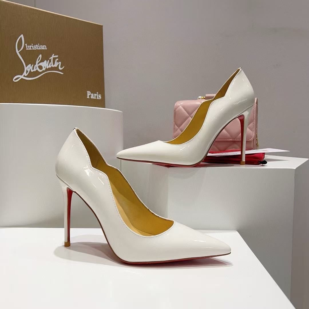 ua Ch**an louboutin hot chick 10cm heel