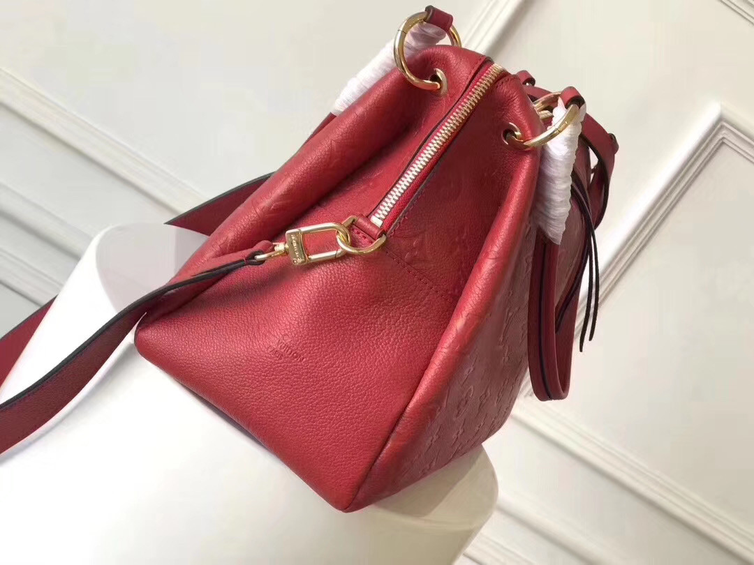 LV Bella Hadid PONTHIEU PM M43720