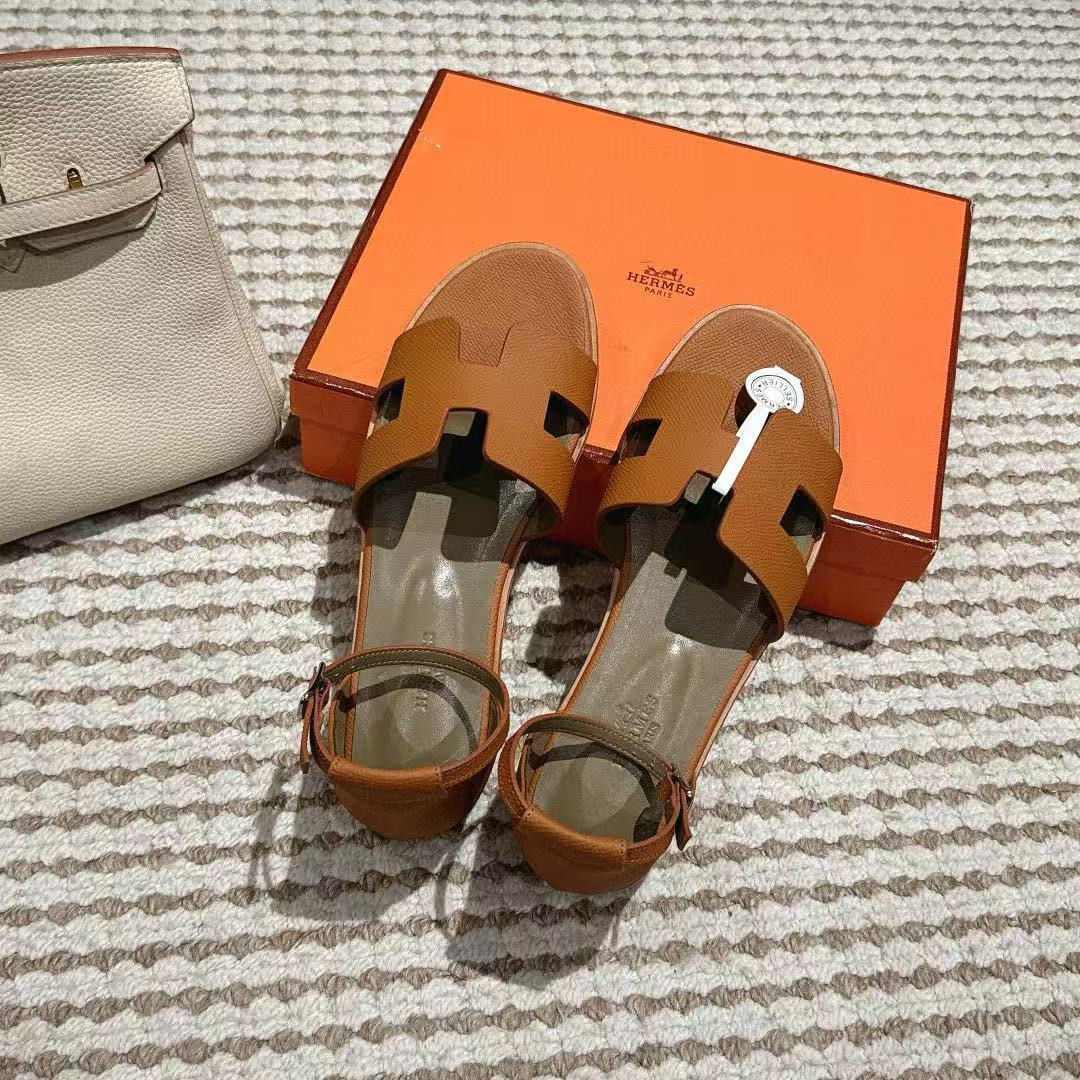 UA Hermès Santorini leather sandals