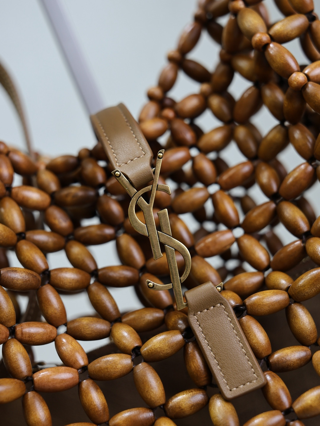 Y*L le 5 à 7 wood beads 23x22x8.5cm