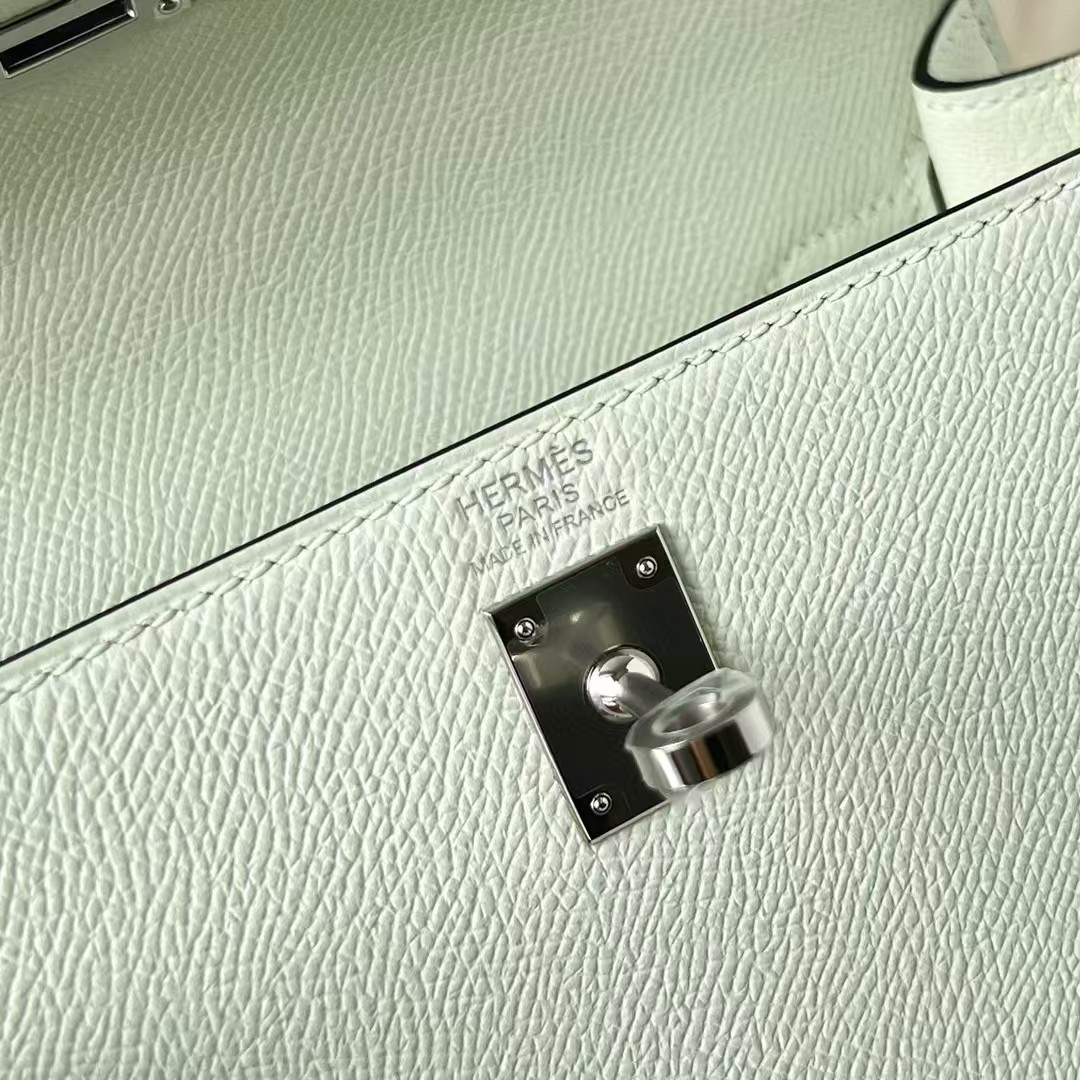 HERMÈS Kelly Silver-tone Hardware 25
