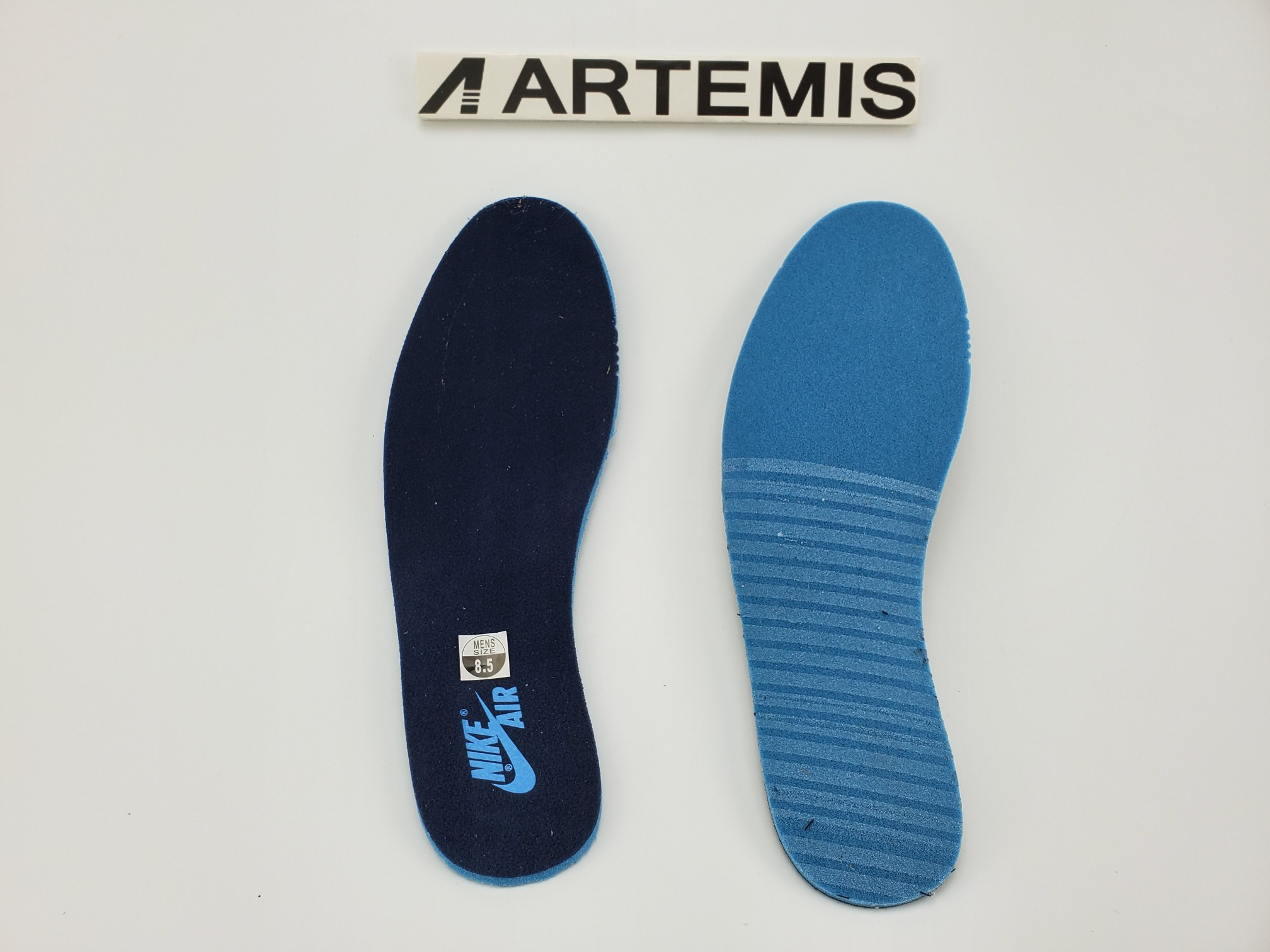 Air Jordan 1 Retro High  "Obsidian Blue"