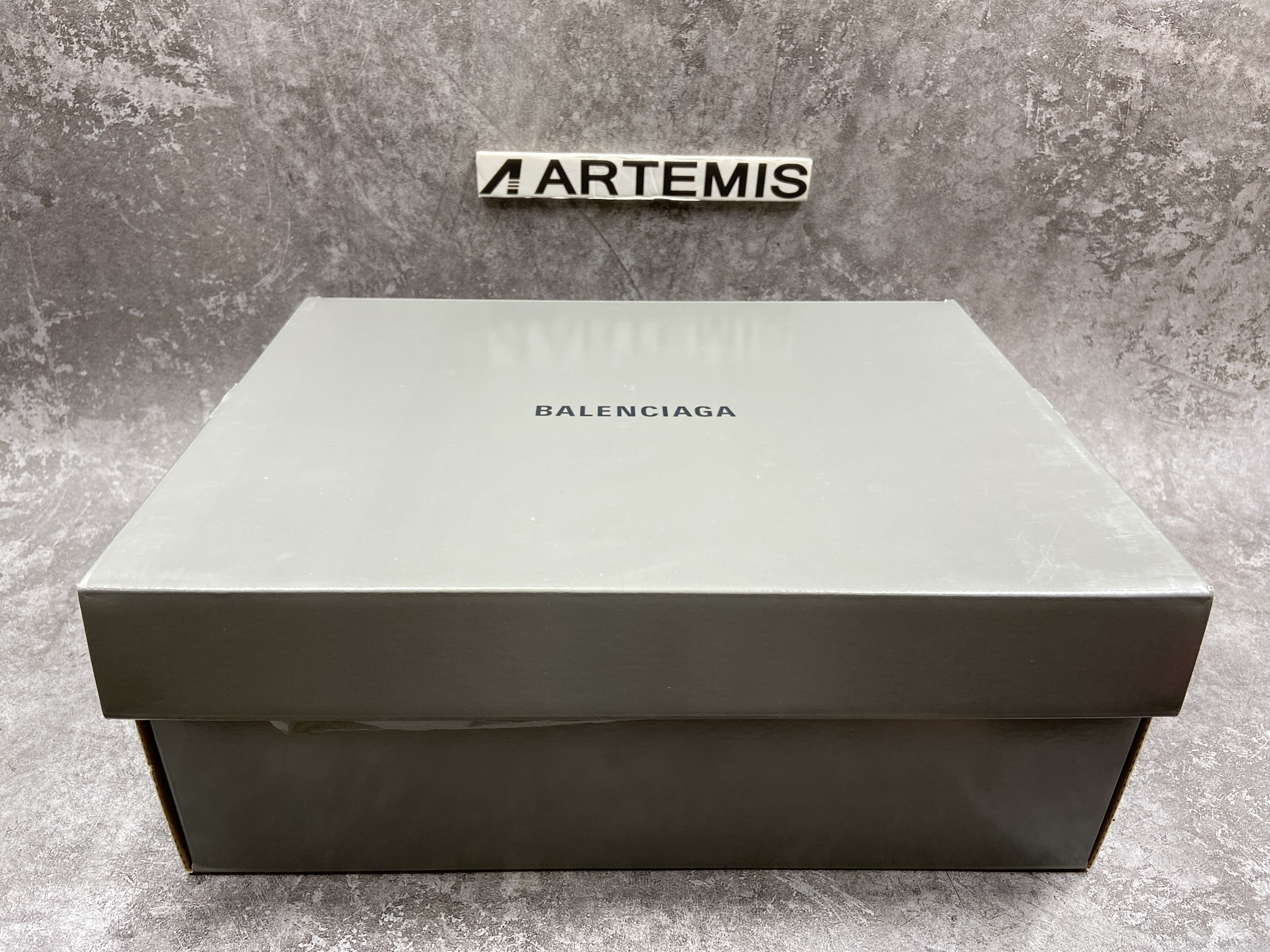 Balenciga Track 5.0 Peach Red