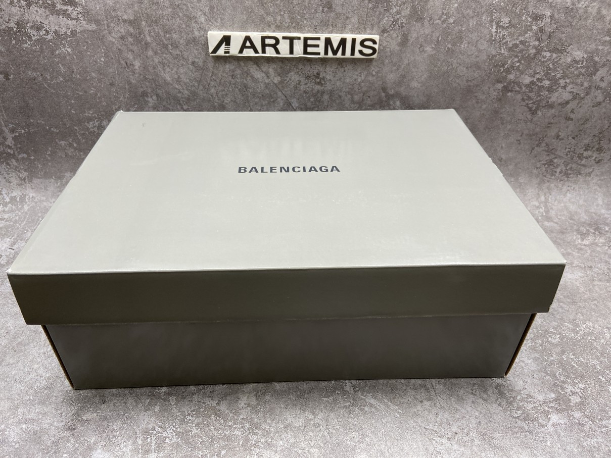 Balenciga Track 5.0 Fluorescent Green