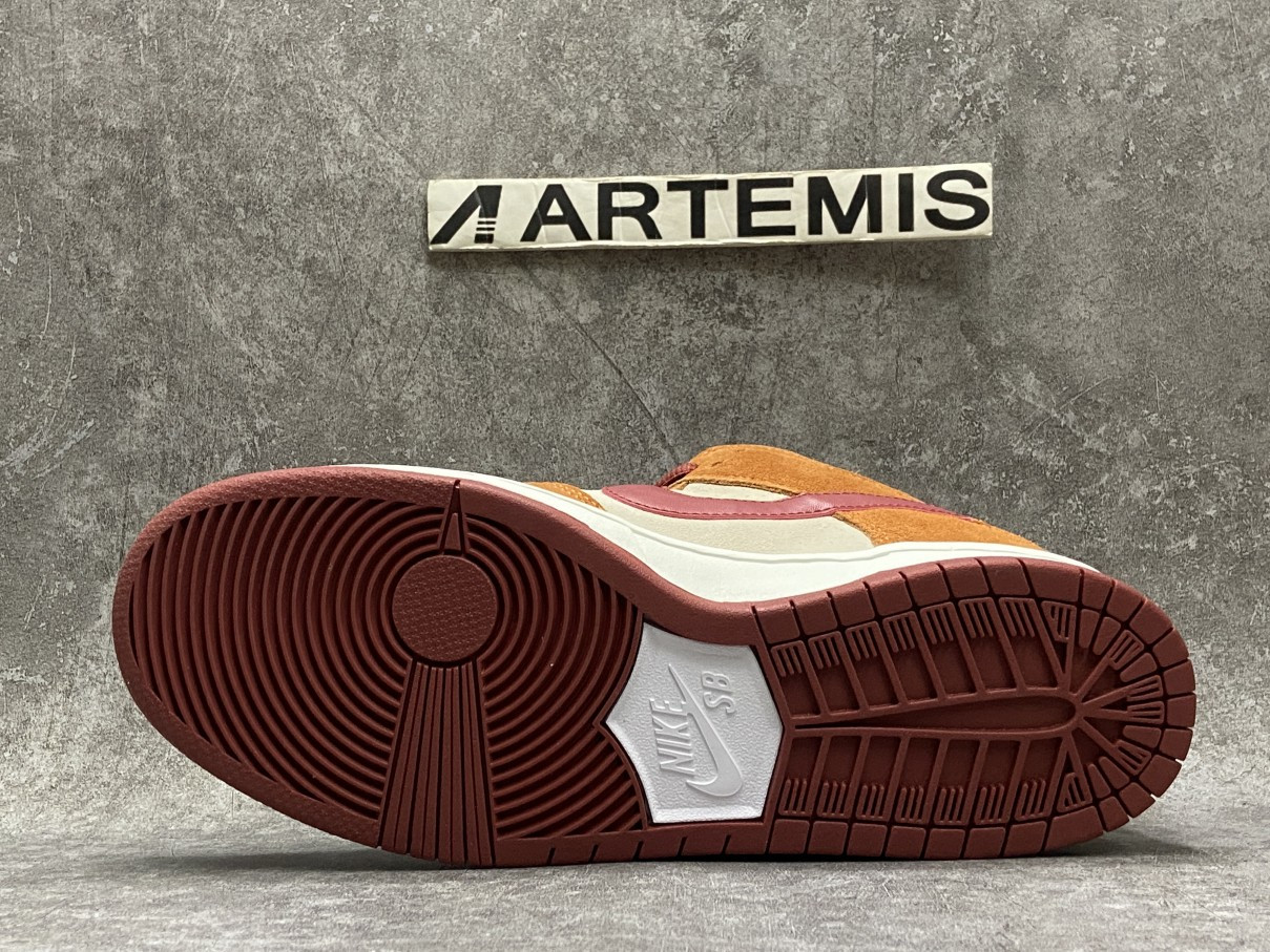 Nike SB Dunk Low Pro Dark Russet Cedar