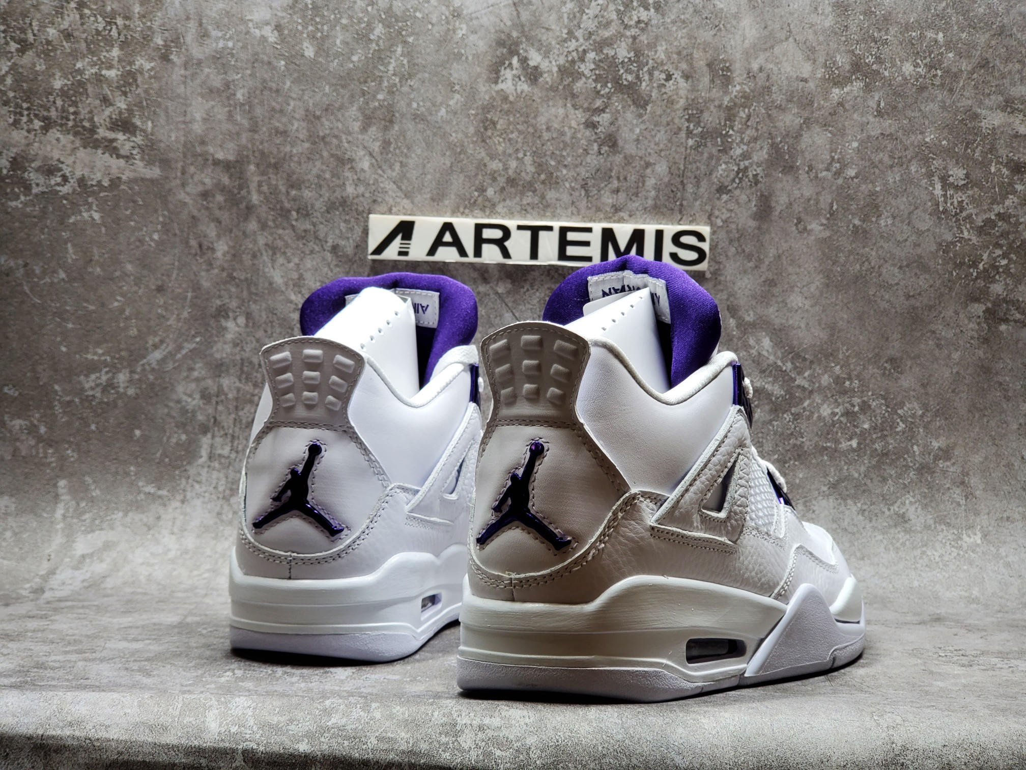 Air Jordan 4 Retro Metallic Purple