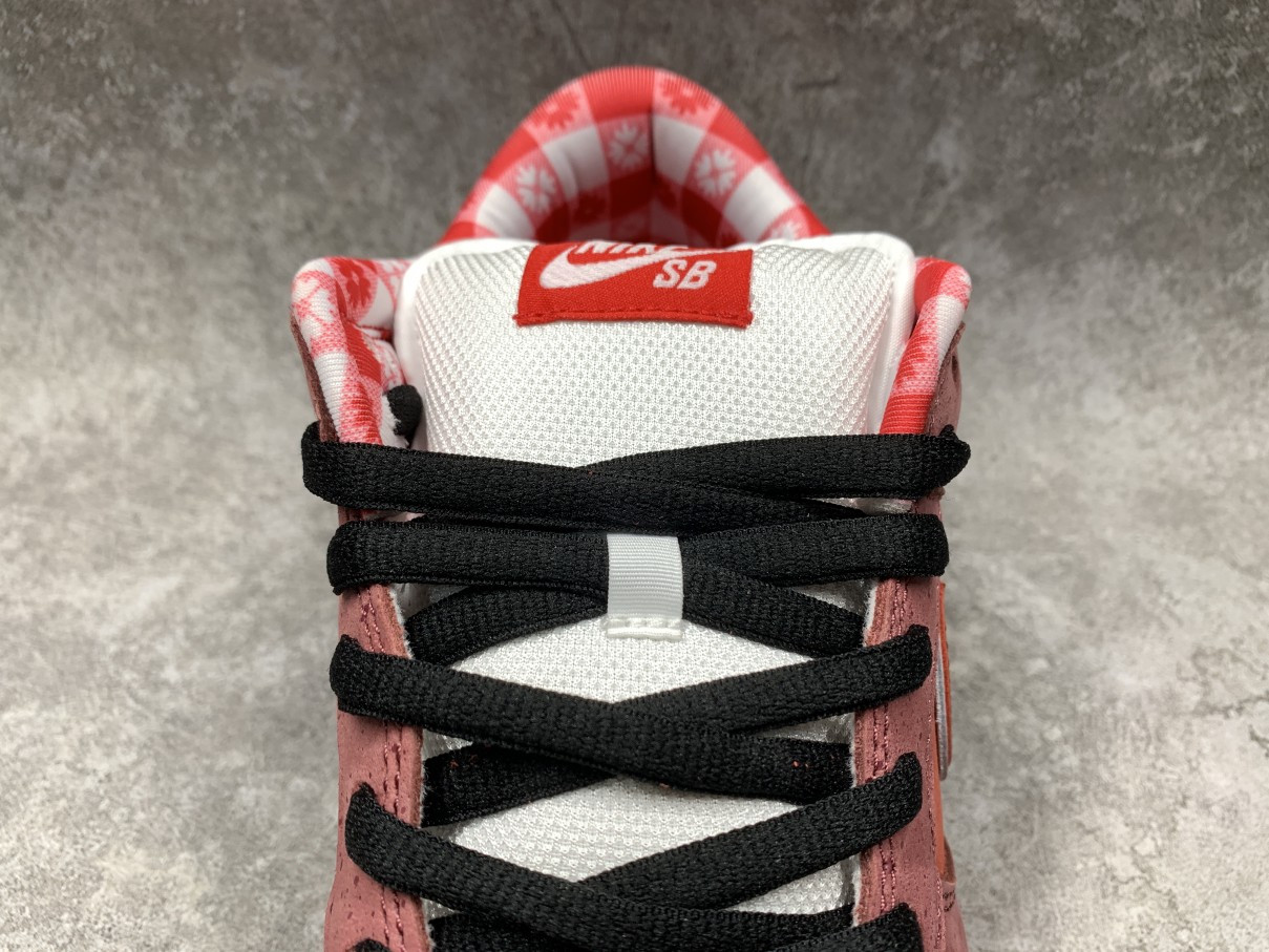Nike Dunk SB Low Red Lobster