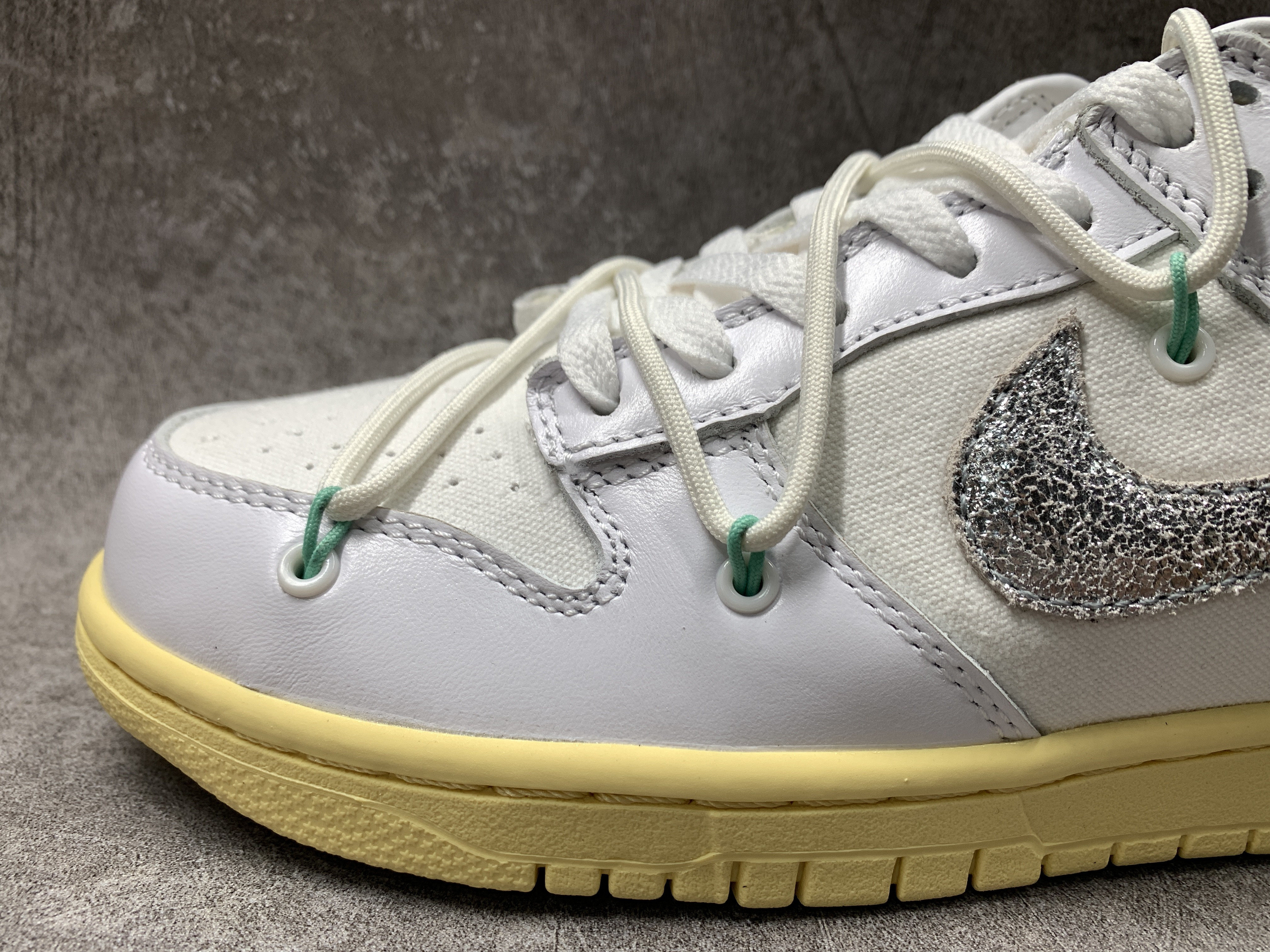 Nike Dunk Low Off White 