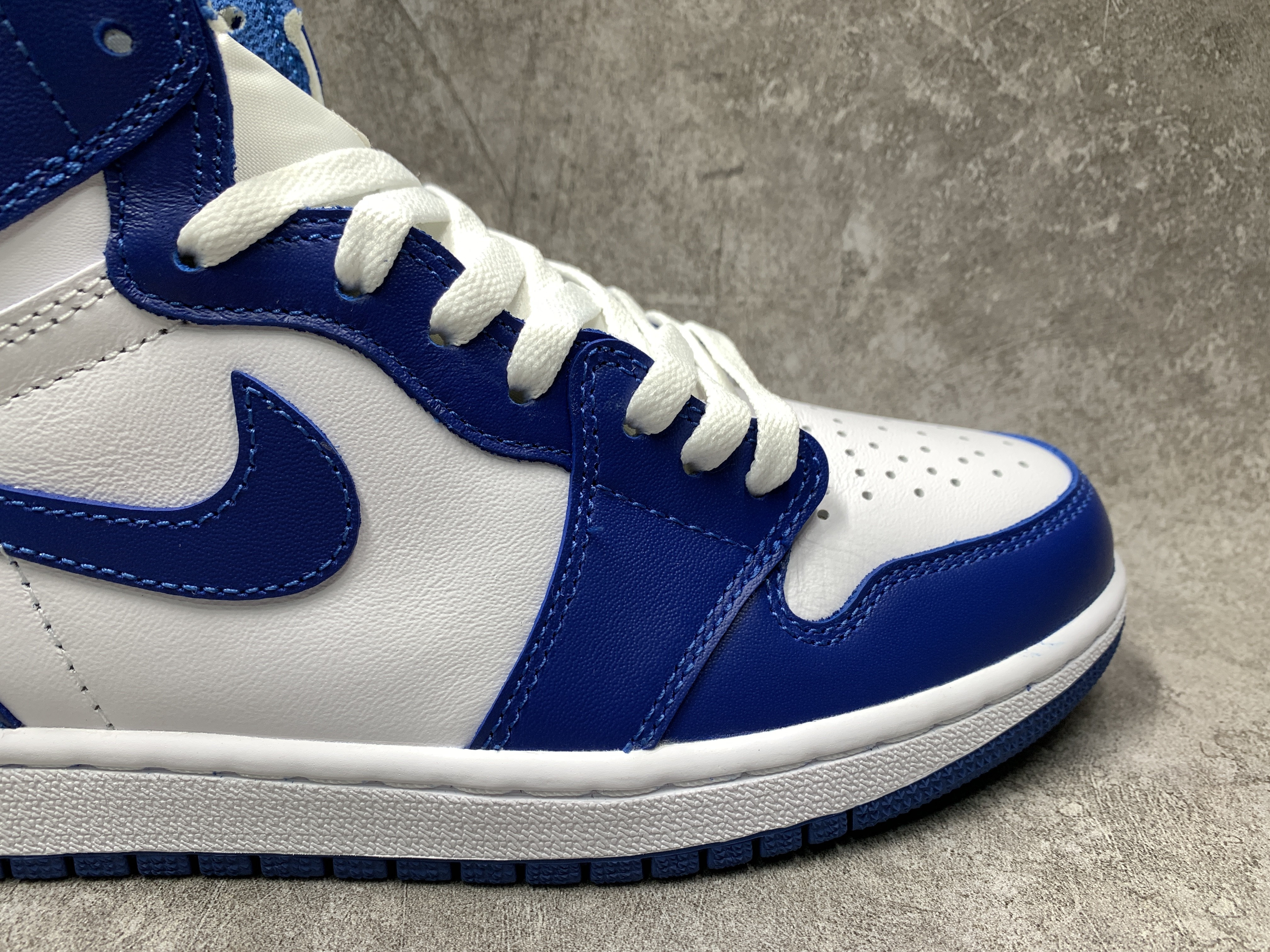 Air Jordan 1 Retro High OG 