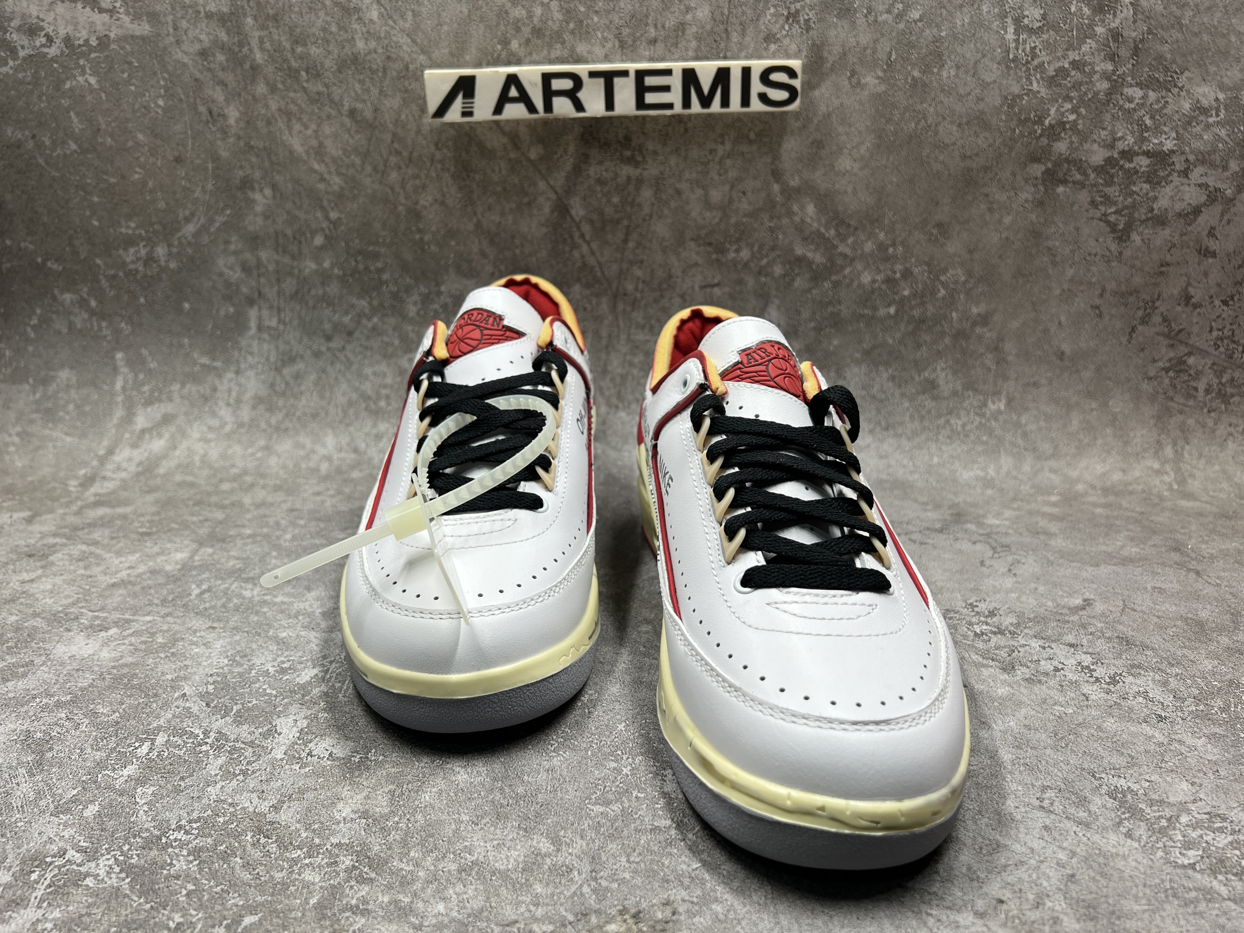 Air Jordan 2 Retro Low SP Off-White White Red