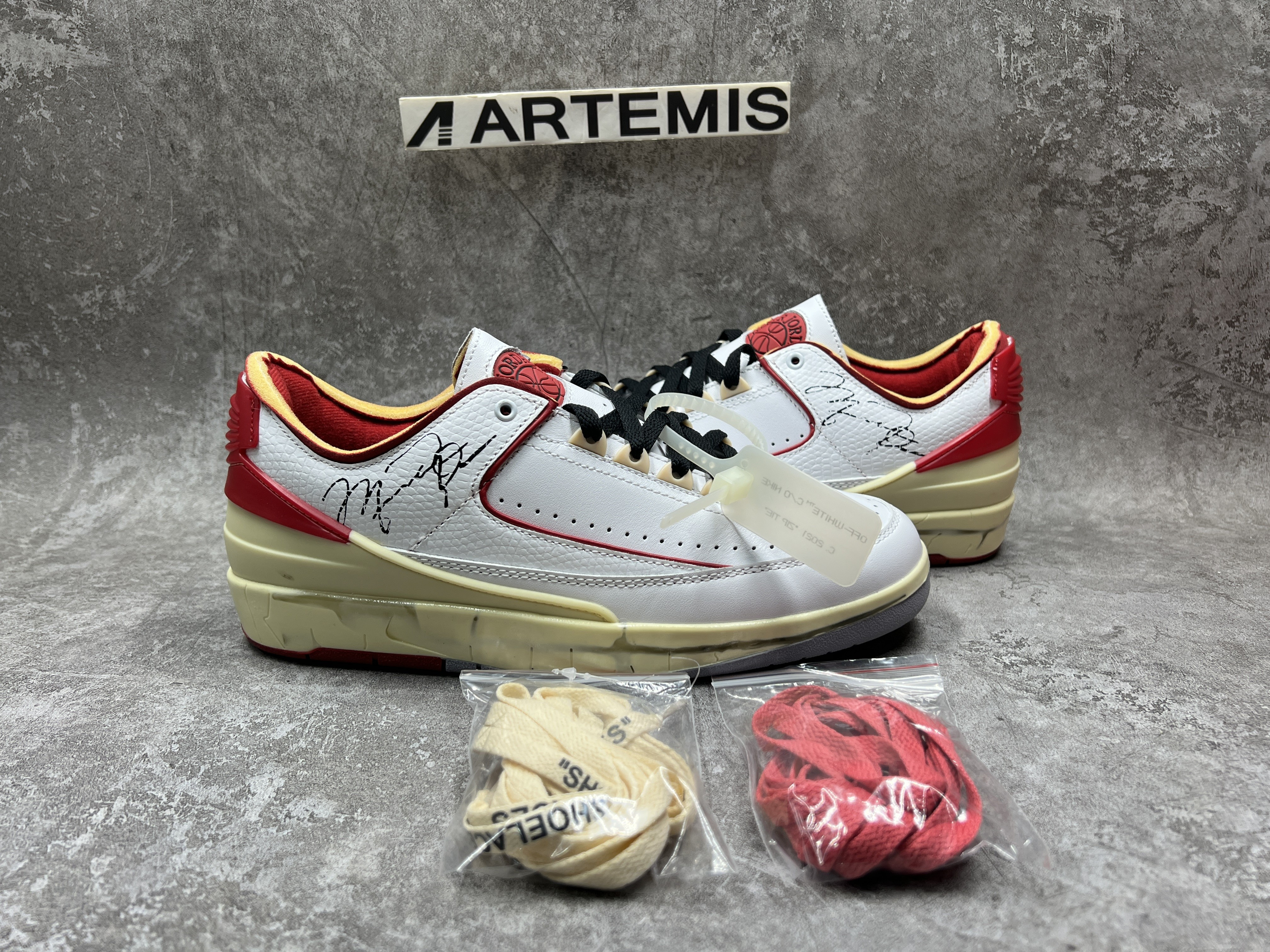 Air Jordan 2 Retro Low SP Off-White White Red