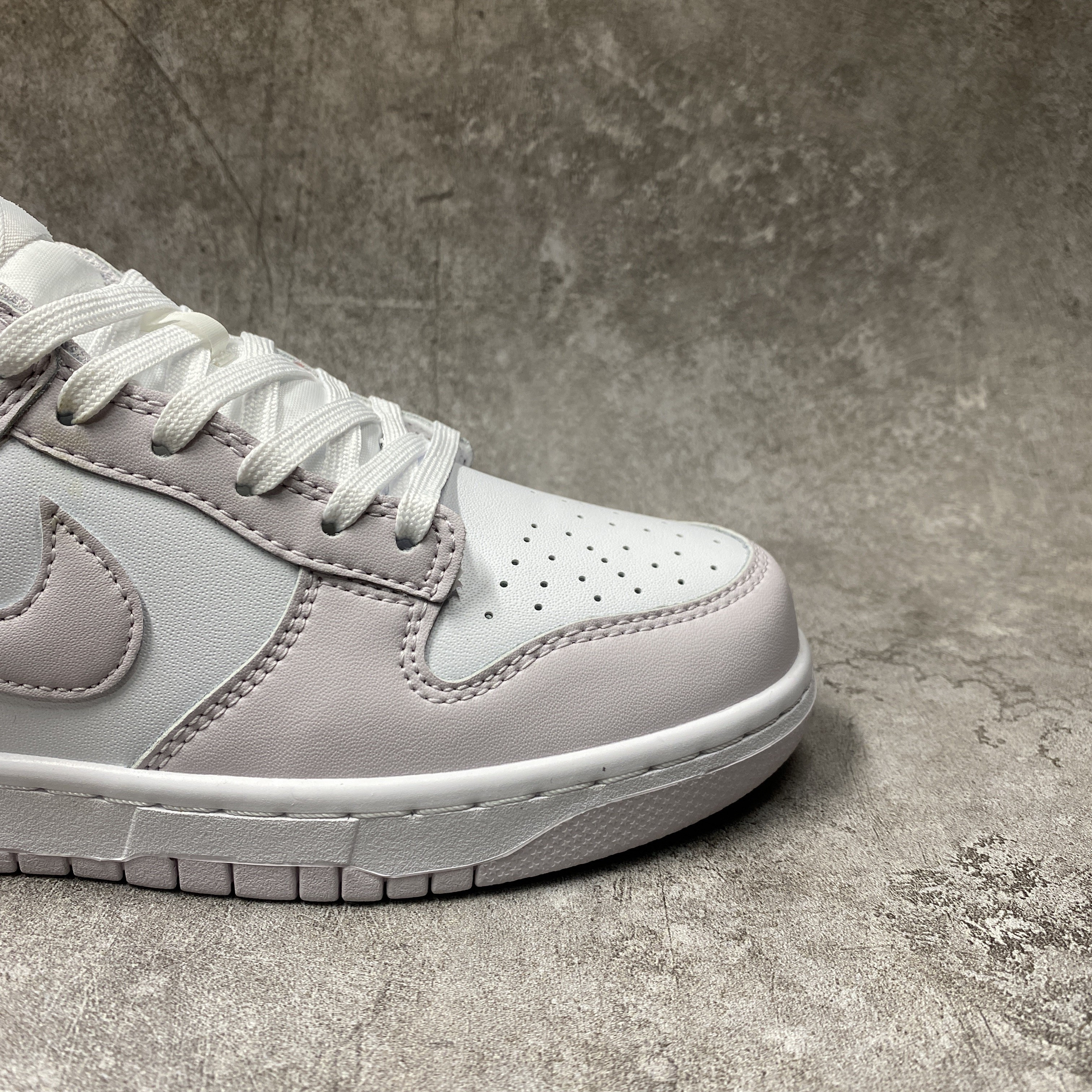 Nike Dunk Low Light Violet