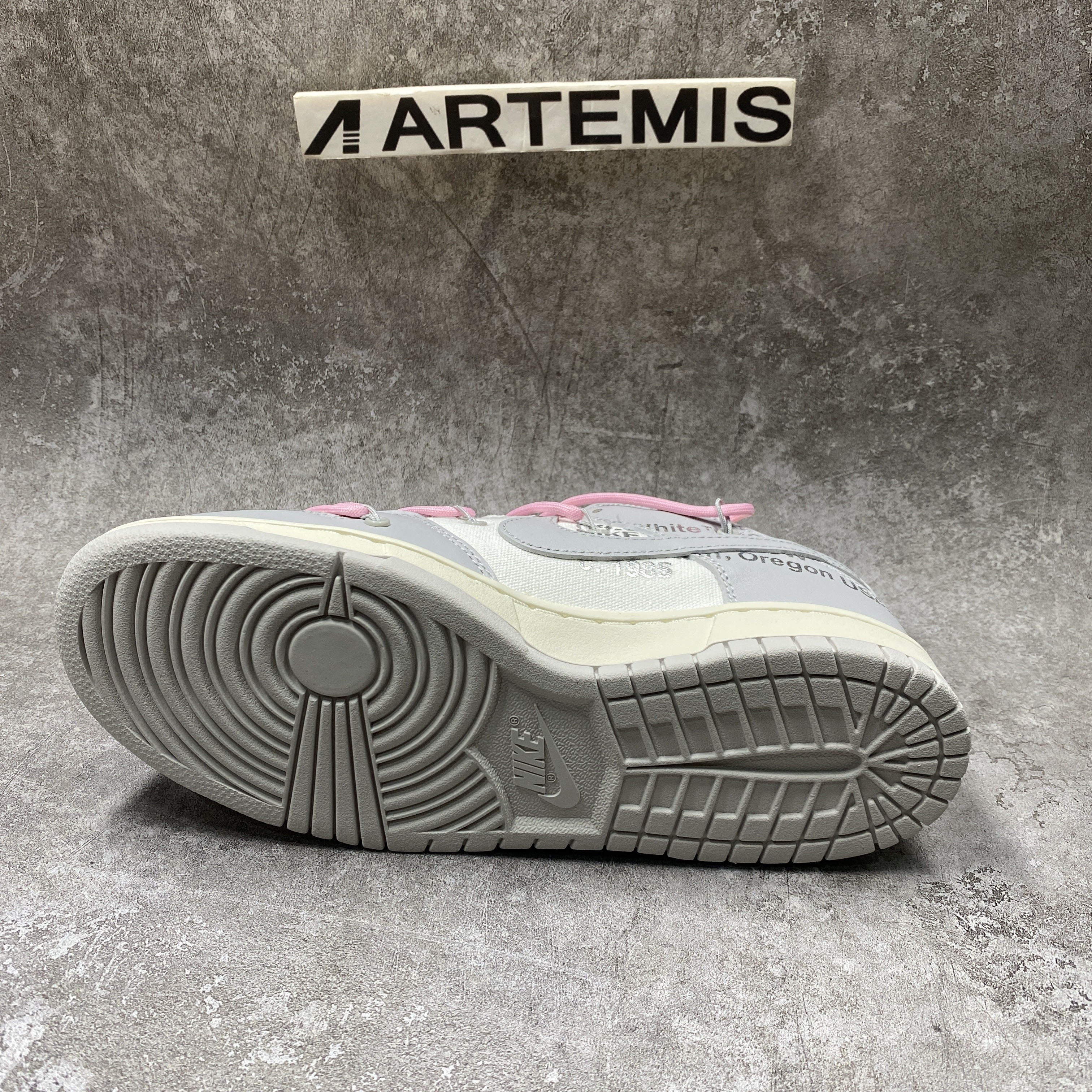 Nike Dunk Low Off-White Lot 9