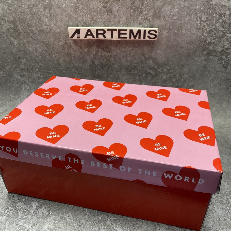 Nike Dunk Low SE Merry Christmas