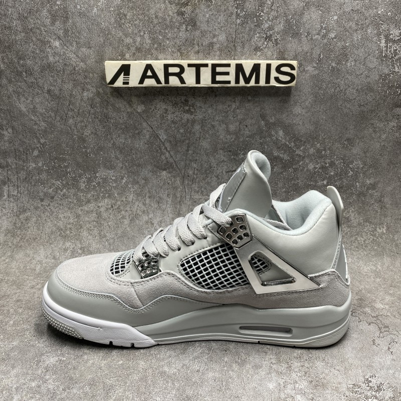 Air Jordan 4 Retro Frozen Moments