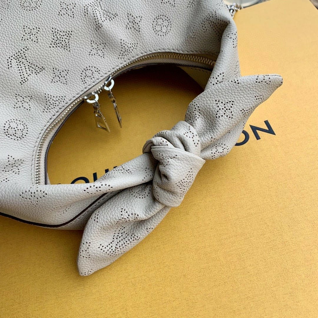 LV WHY KNOT PM M20701