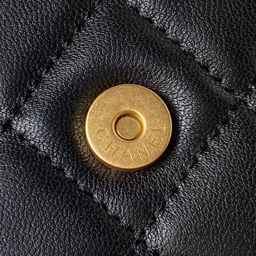 Ch*el baguette bag black 4.5 × 9.4 × 1.8 in