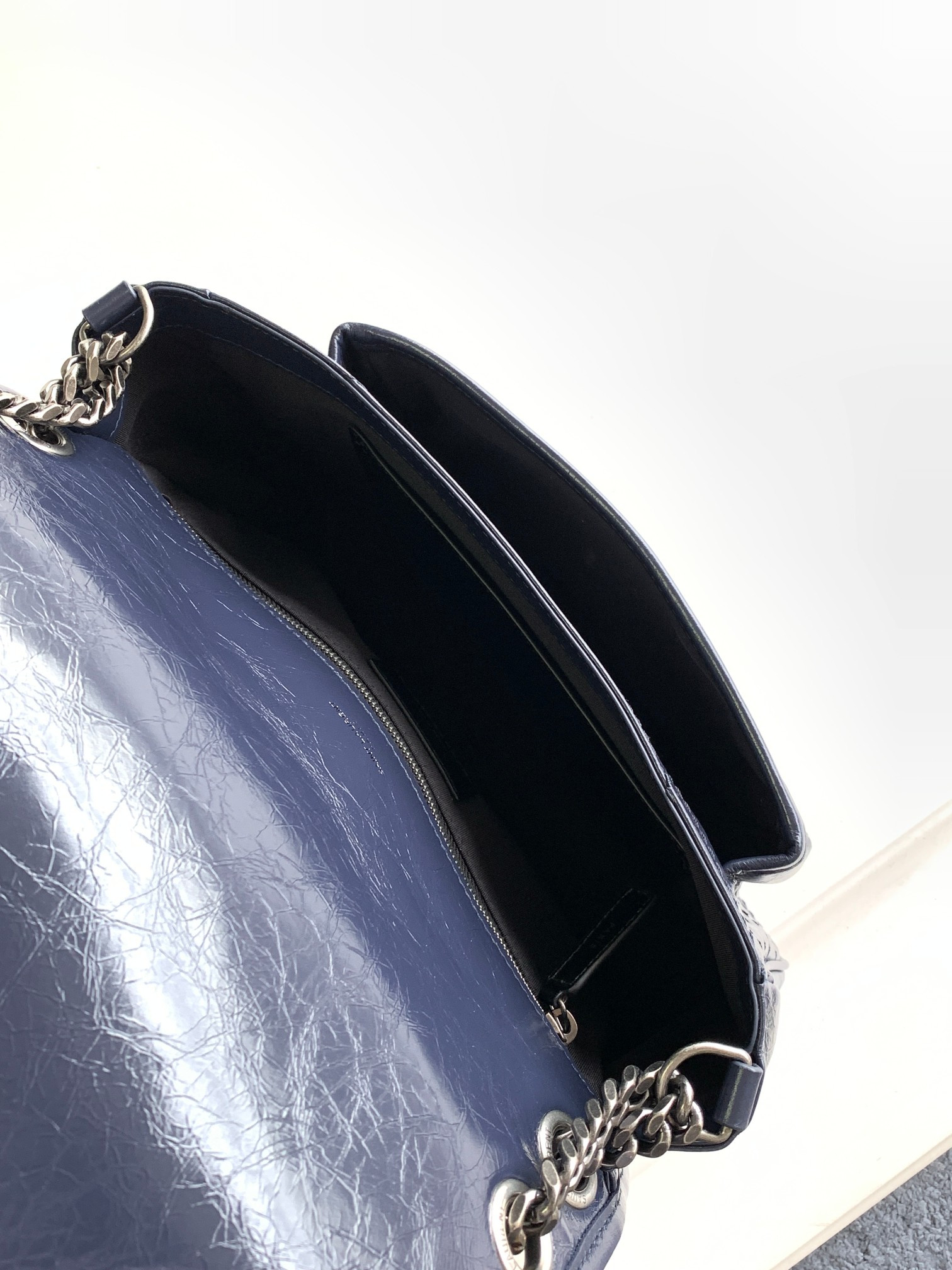 Y*L niki medium in vintage leather navy 11 x 7.8 x 3.3 inches