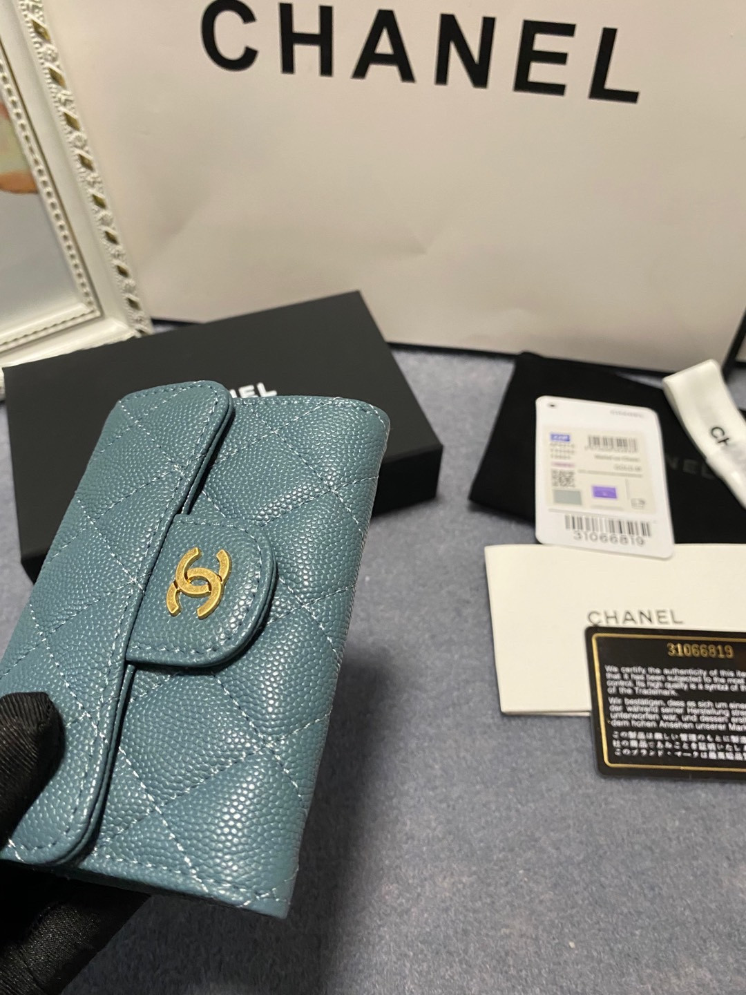 Ch*el card holder 11.3 x 7.5 x 2.5 cm