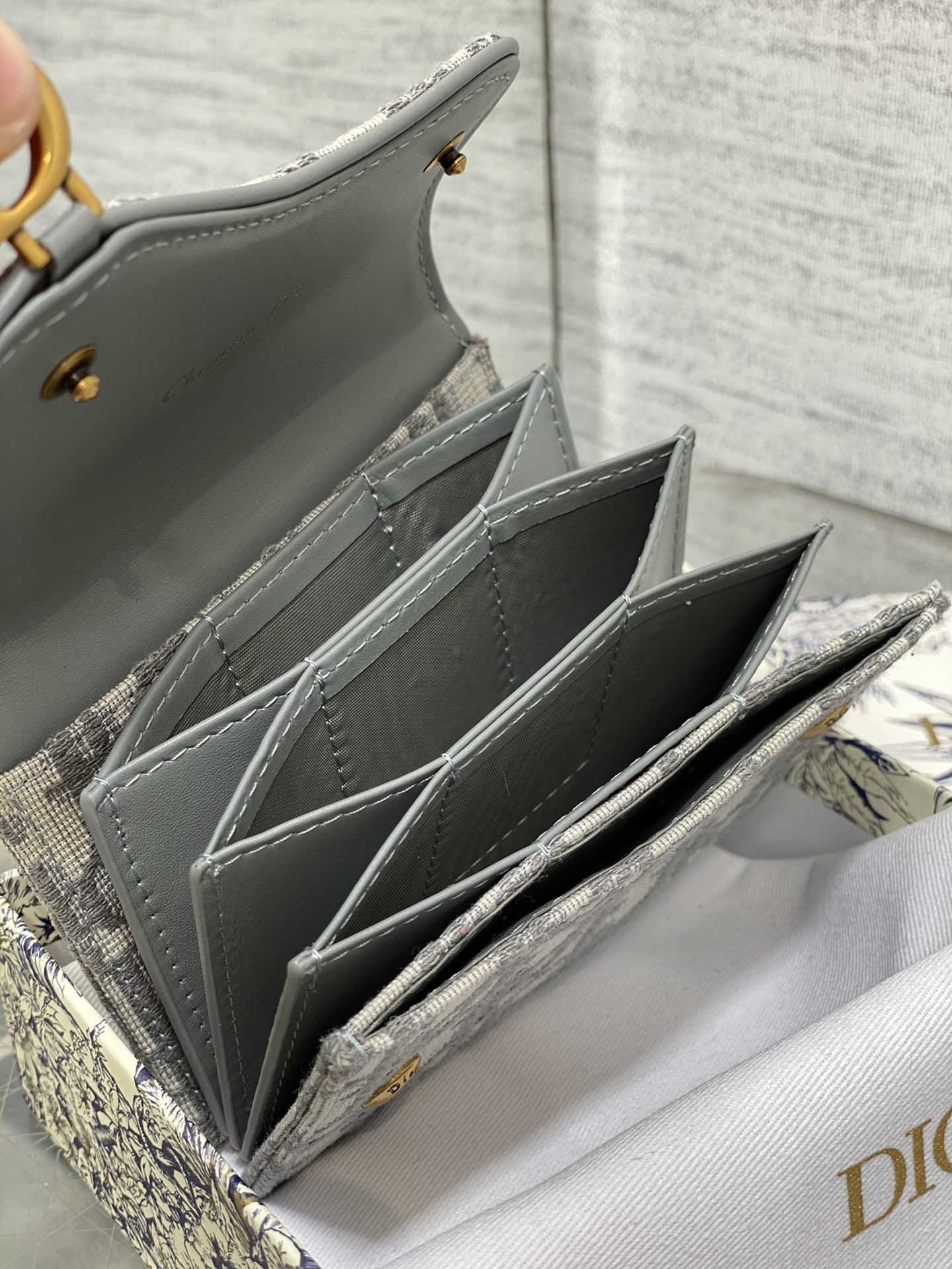 D*or card holder 12-10-5cm