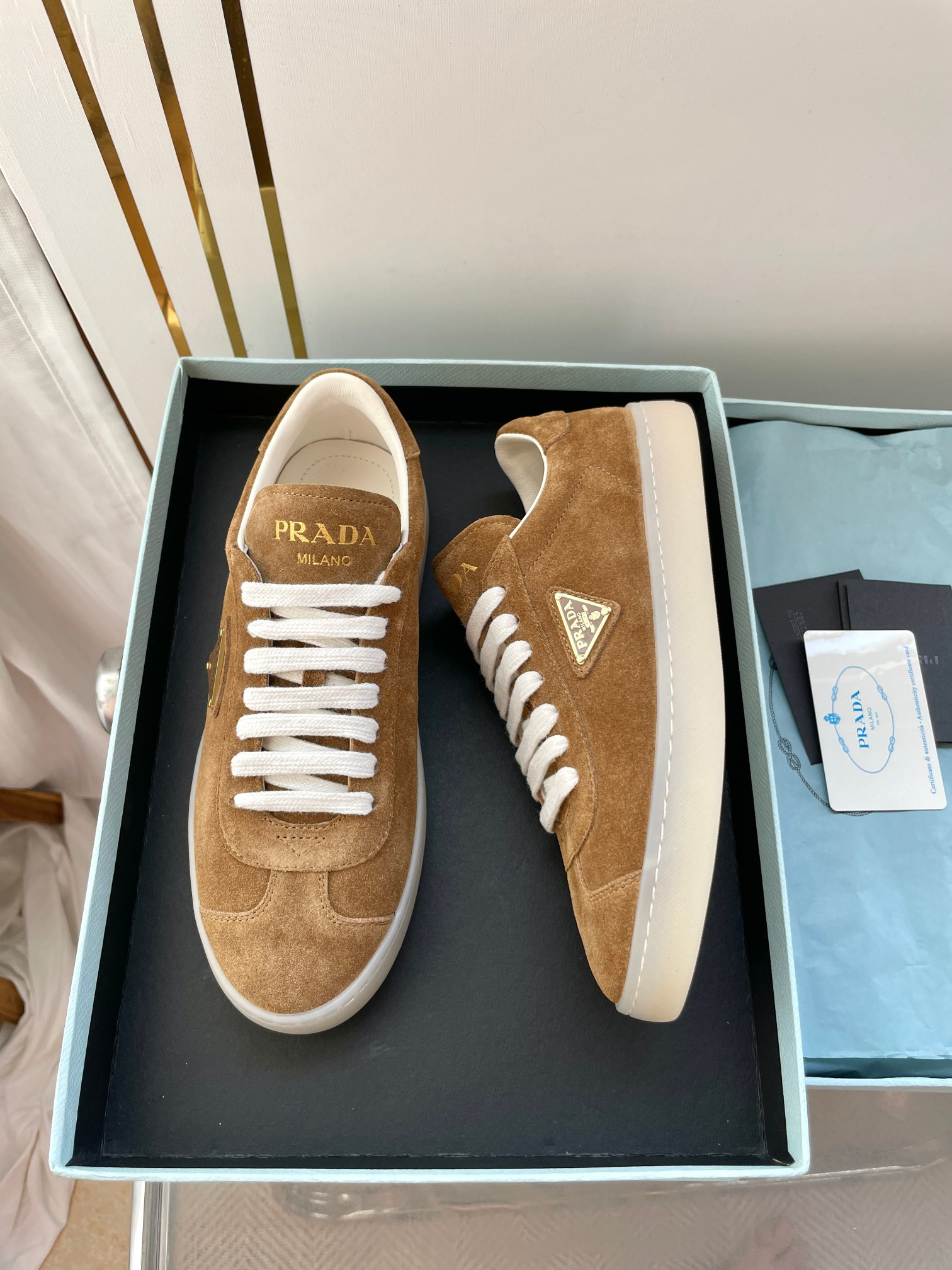 ua Pra*a downtown nappa leather sneakers