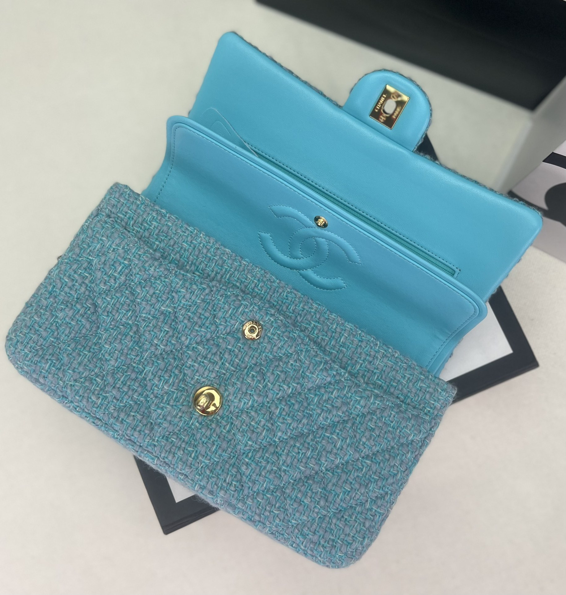 Ch*el classic 11.12 handbag  tweed & gold-tone metal 6 × 9.9 × 2.5 in