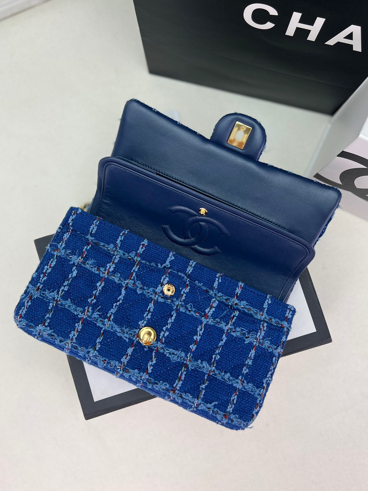 Ch*el classic 11.12 handbag tweed & gold-tone metal   6 × 9.9 × 2.5 in