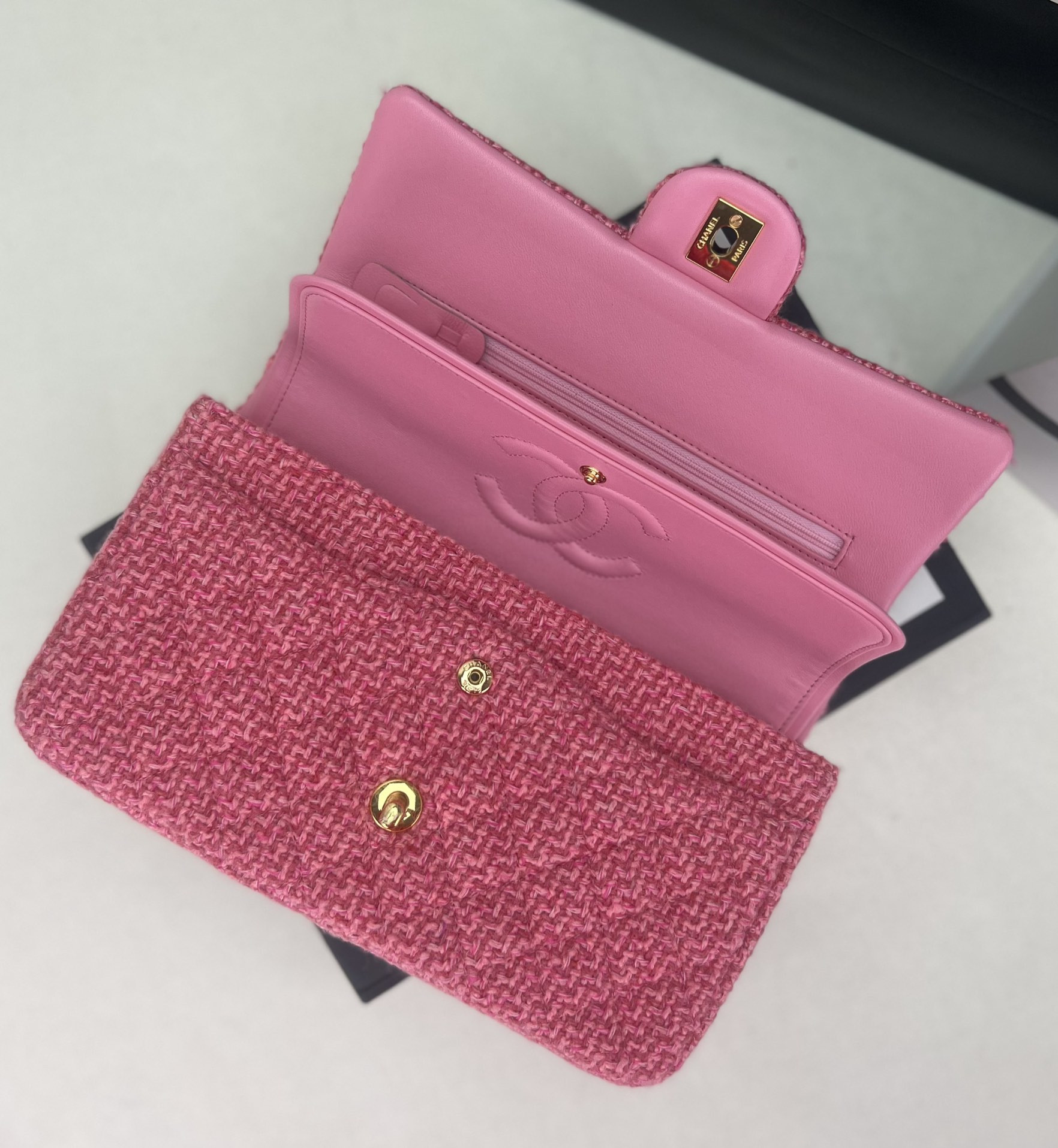 Ch*el classic 11.12 handbag tweed & gold-tone metal   6 × 9.9 × 2.5 in