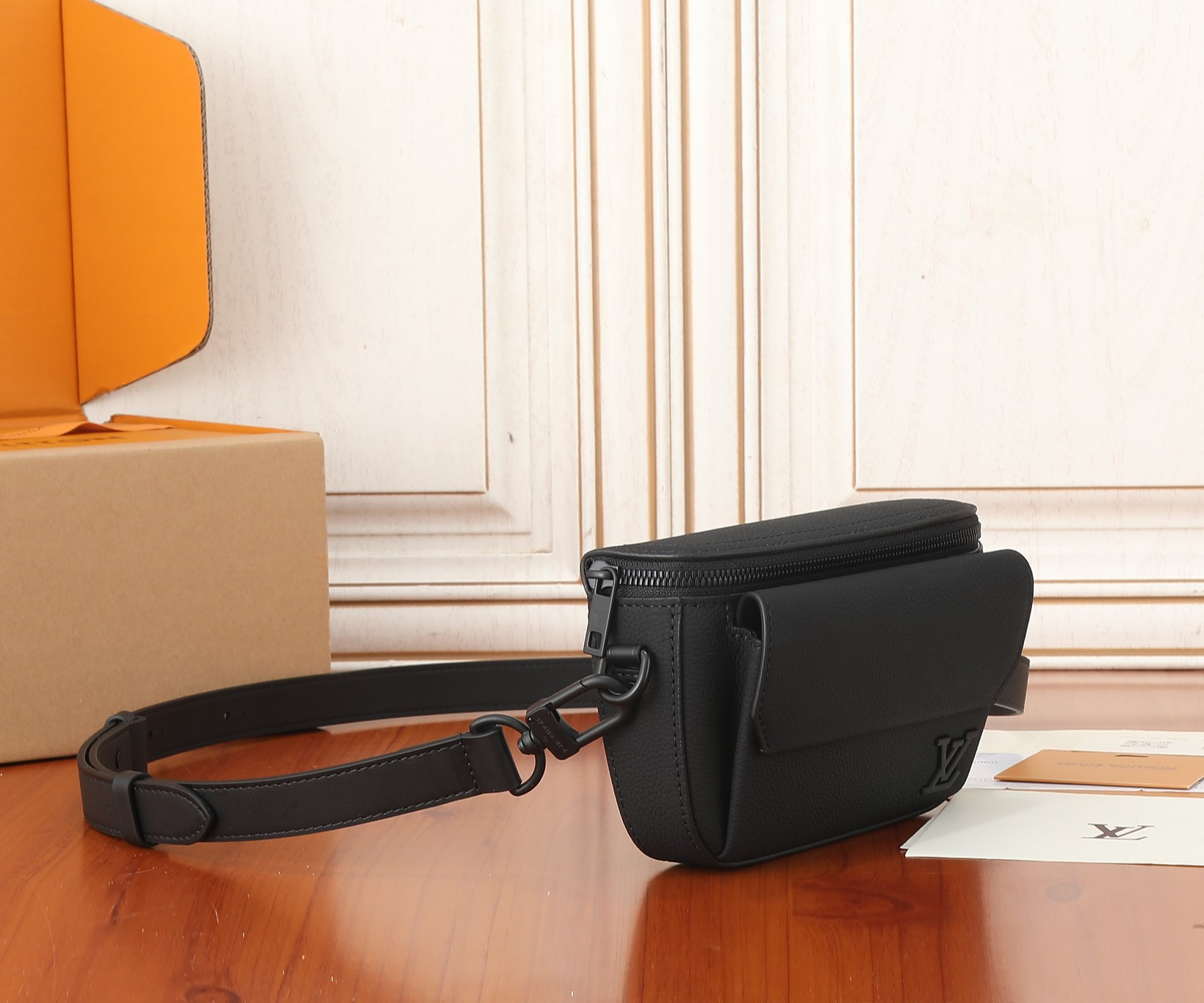 LV Pilot Wearable Wallet M83563  7.9 x 4.7 x 2.2 in