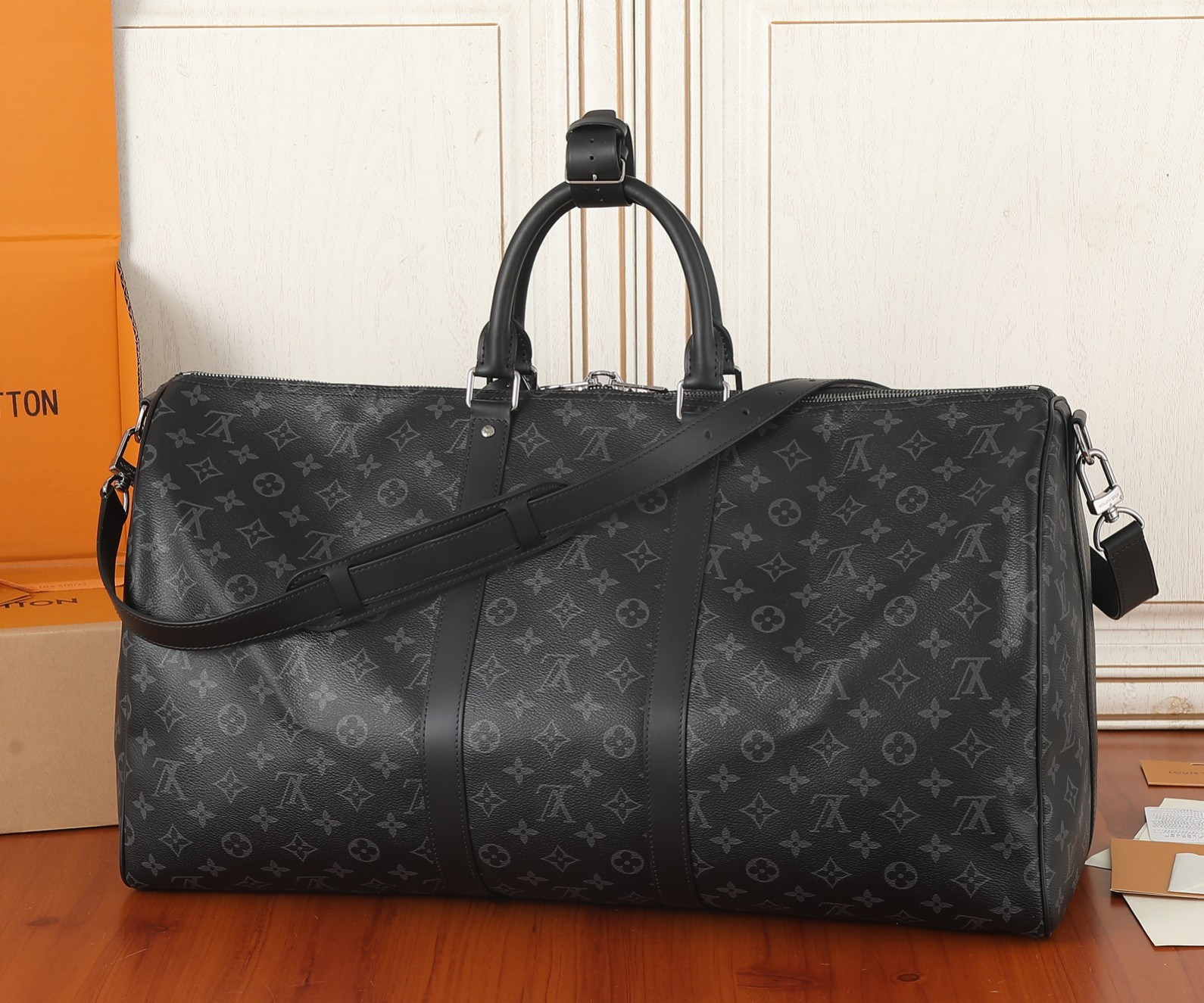 l0*is V*t0n keepall bandoulière 55 m40605
