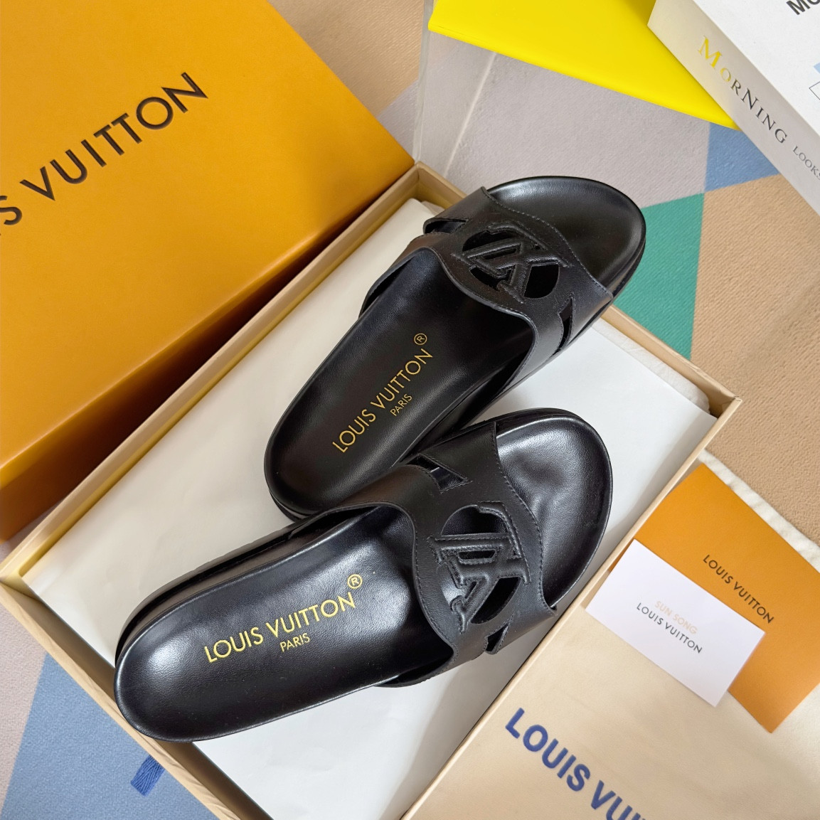 UA LV Isola Flat Comfort Mule