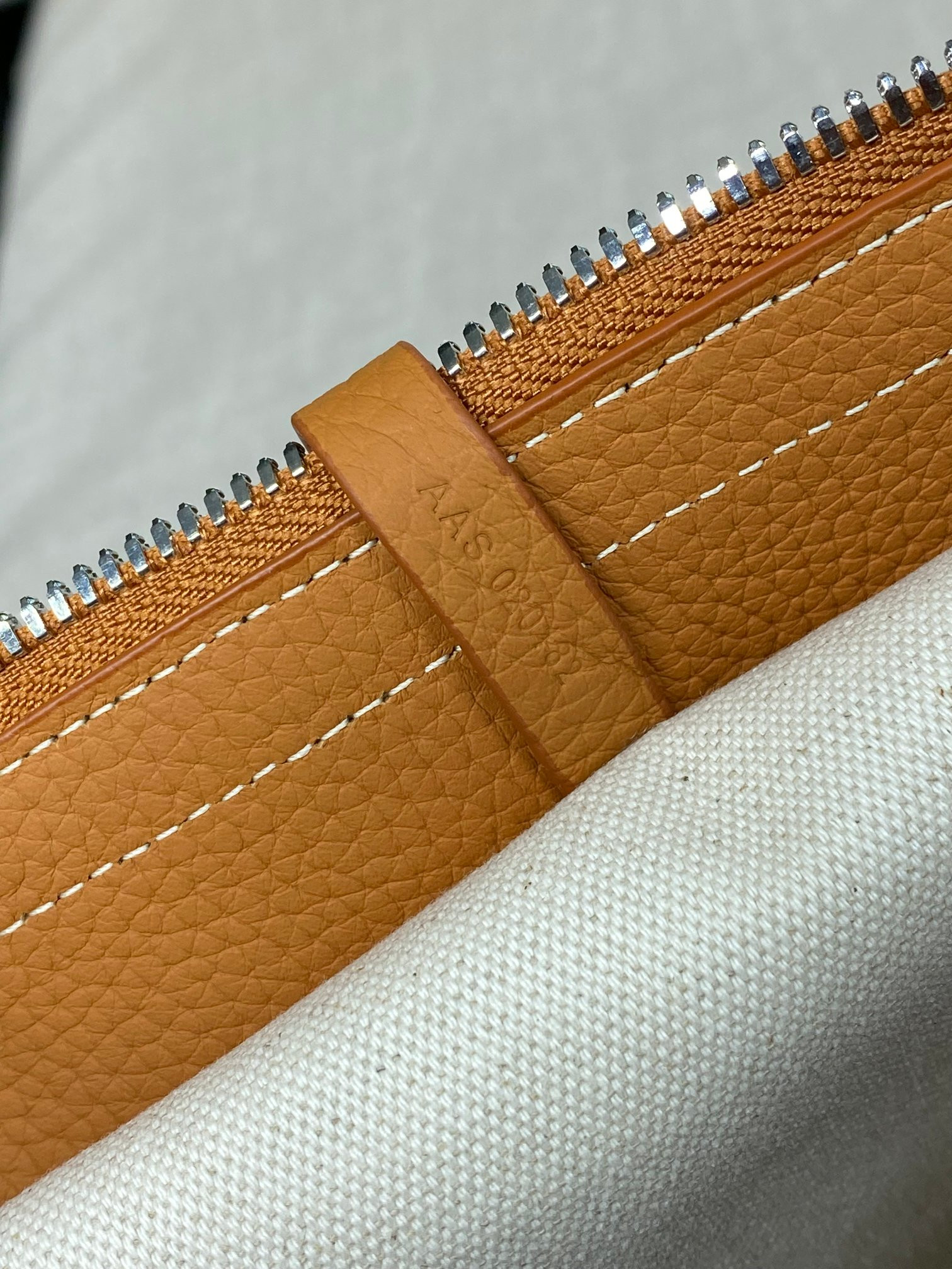 Go*ard chic du chien 41x30x16.5cm