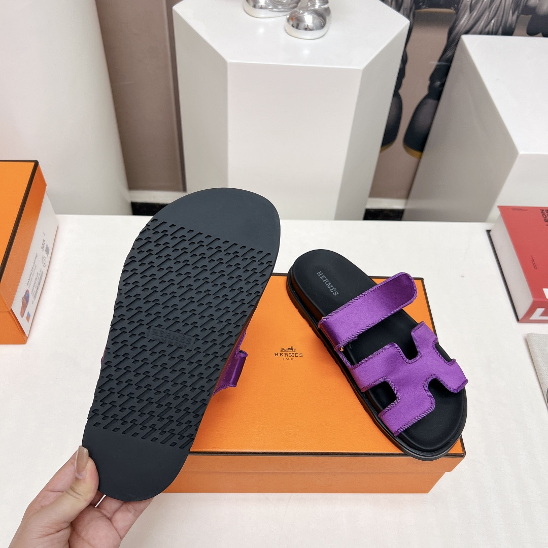 UA Hermès Chypre sandal