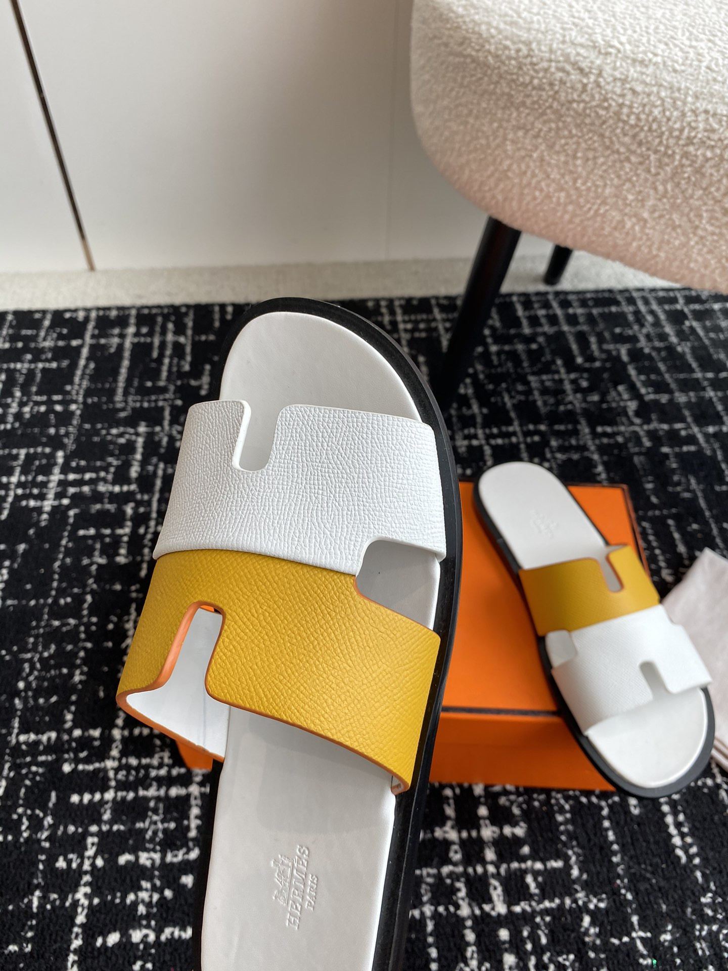 UA Hermès Izmir sandal