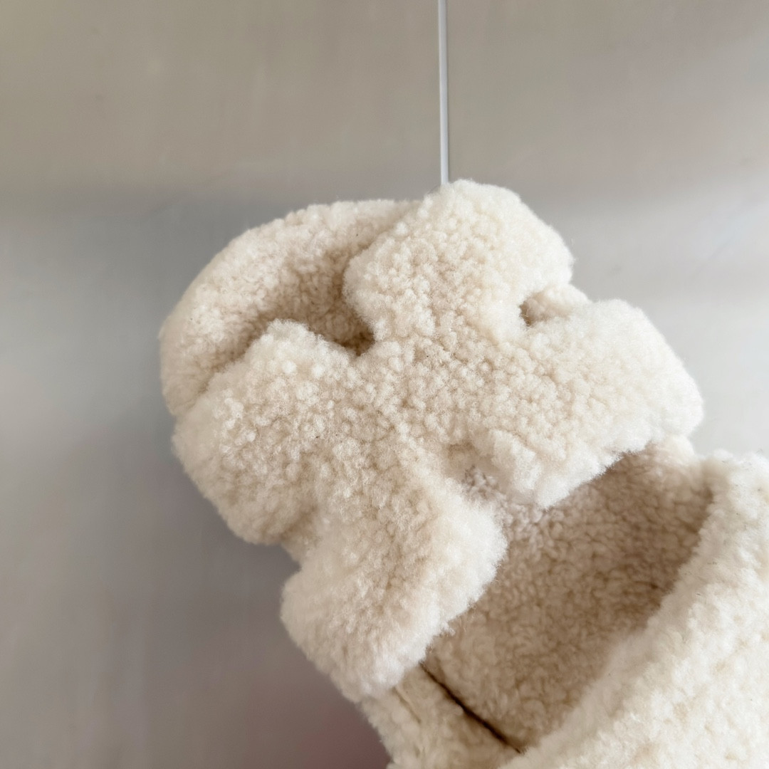 UA Hermès Chypre sandal