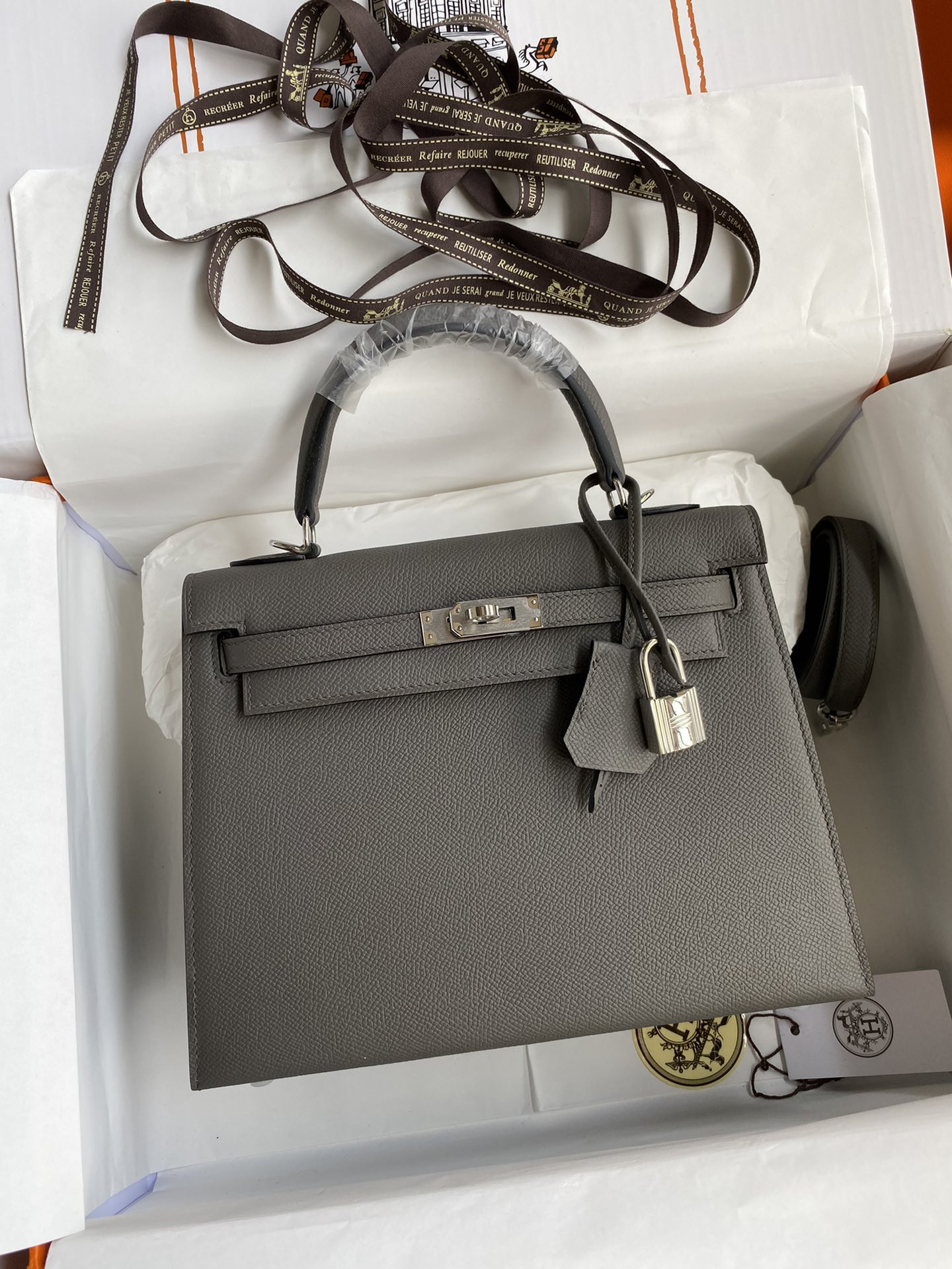 HERMÈS Kelly Silver-tone Hardware 25 28