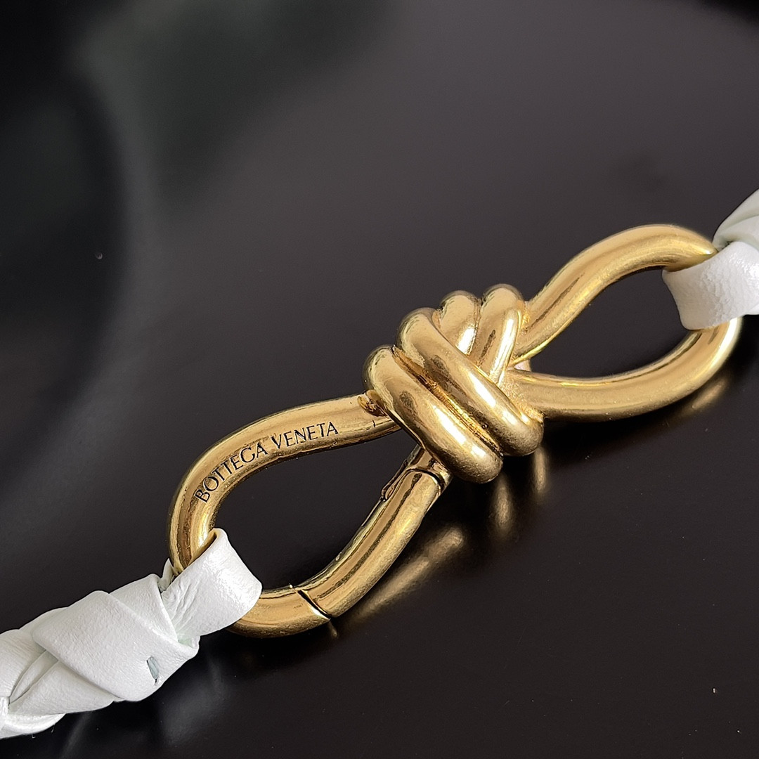 bo*te*ga Ve*ne*ta medium andiamo 32x25x11cm