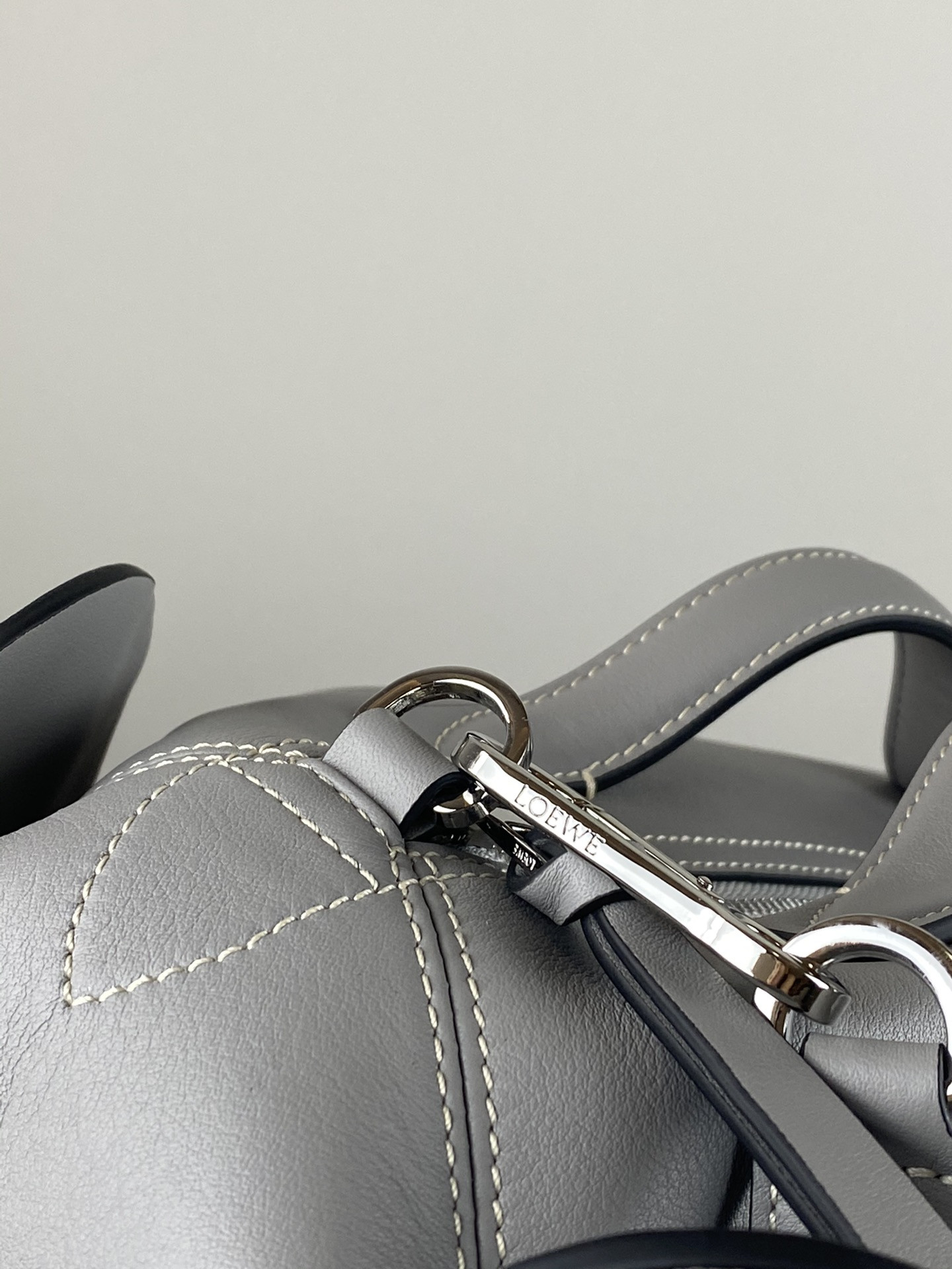 L0ew* large elephant bag 36x26.5x22cm