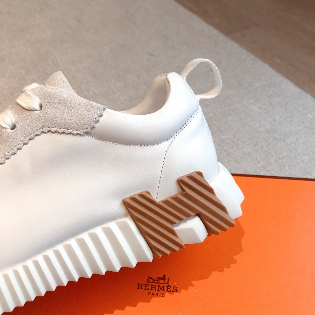 UA Hermès Bouncing Sneaker