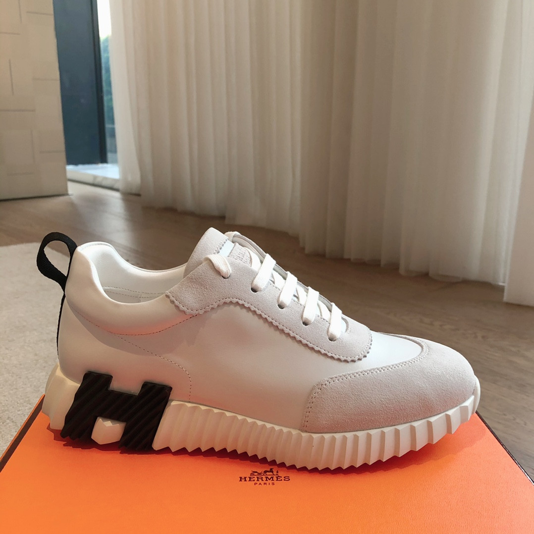 UA Hermès Bouncing Sneaker