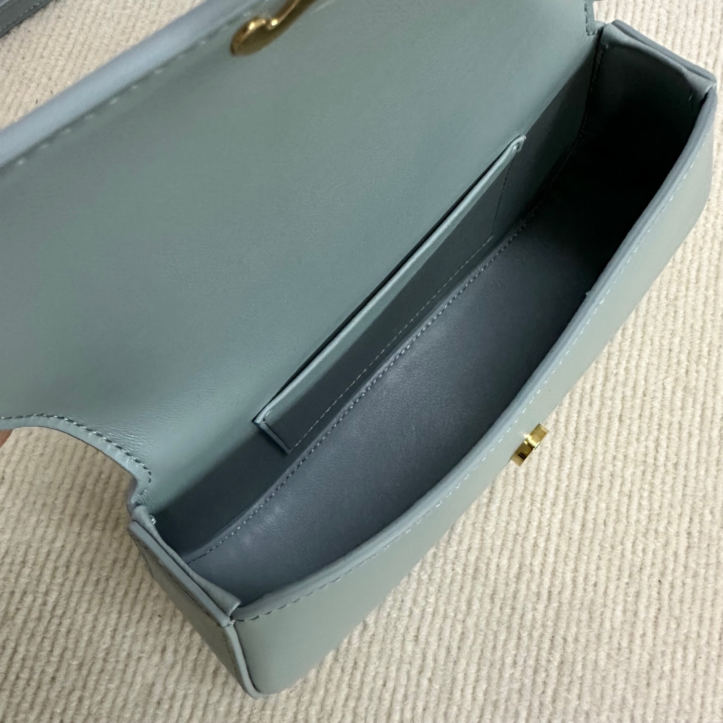 Ce**e teen Ce**e lola in shiny calfskin 20x11.5x5cm