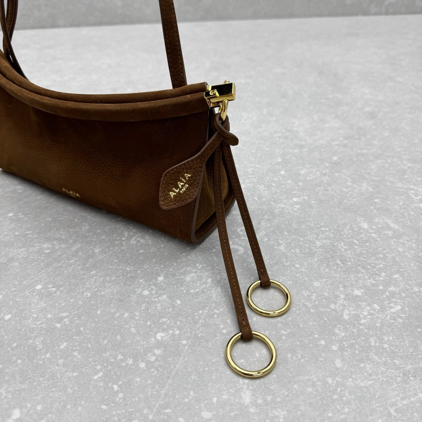 ALAÏA LE CLICK EAST WEST SMALL BAG 25x12.5x7cm