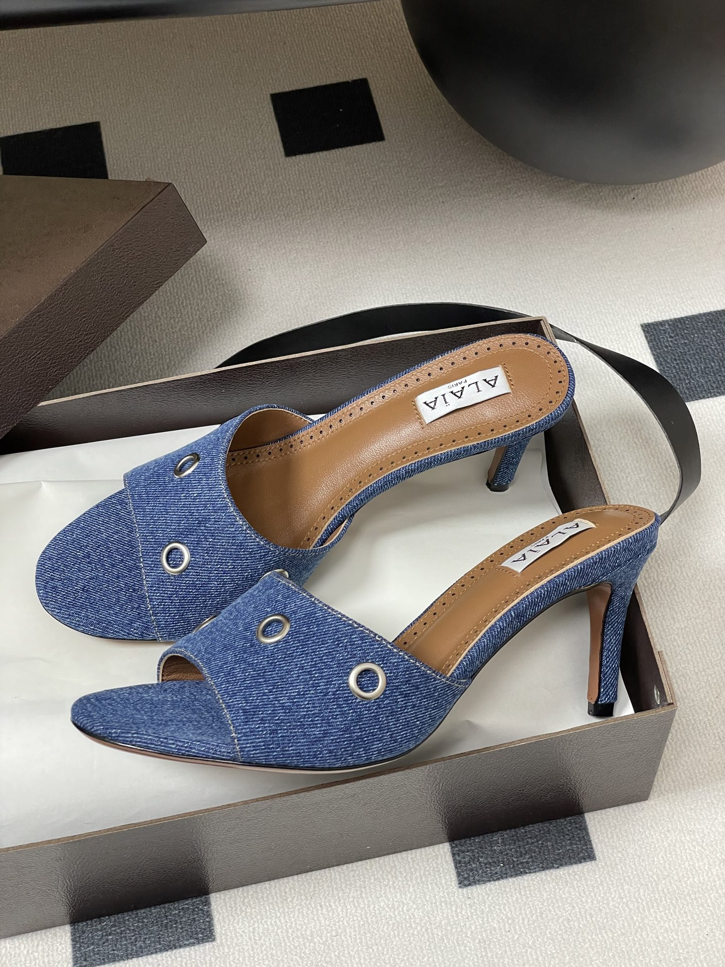 UA Alaia Ring Eyelets slippers 7cm Heel(Customized Size 7-10 days production time)