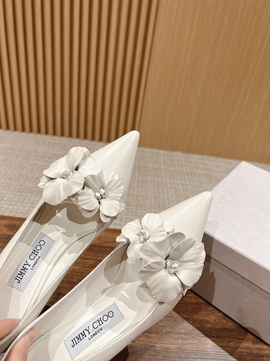ua Ji*y Ch* rosalia flowers pumps 6.5cm